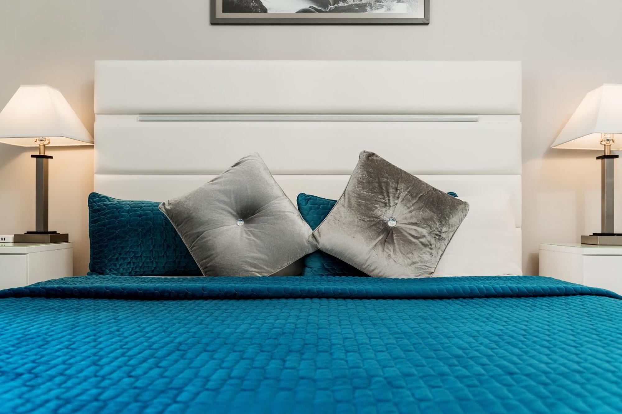 King Suite with City View