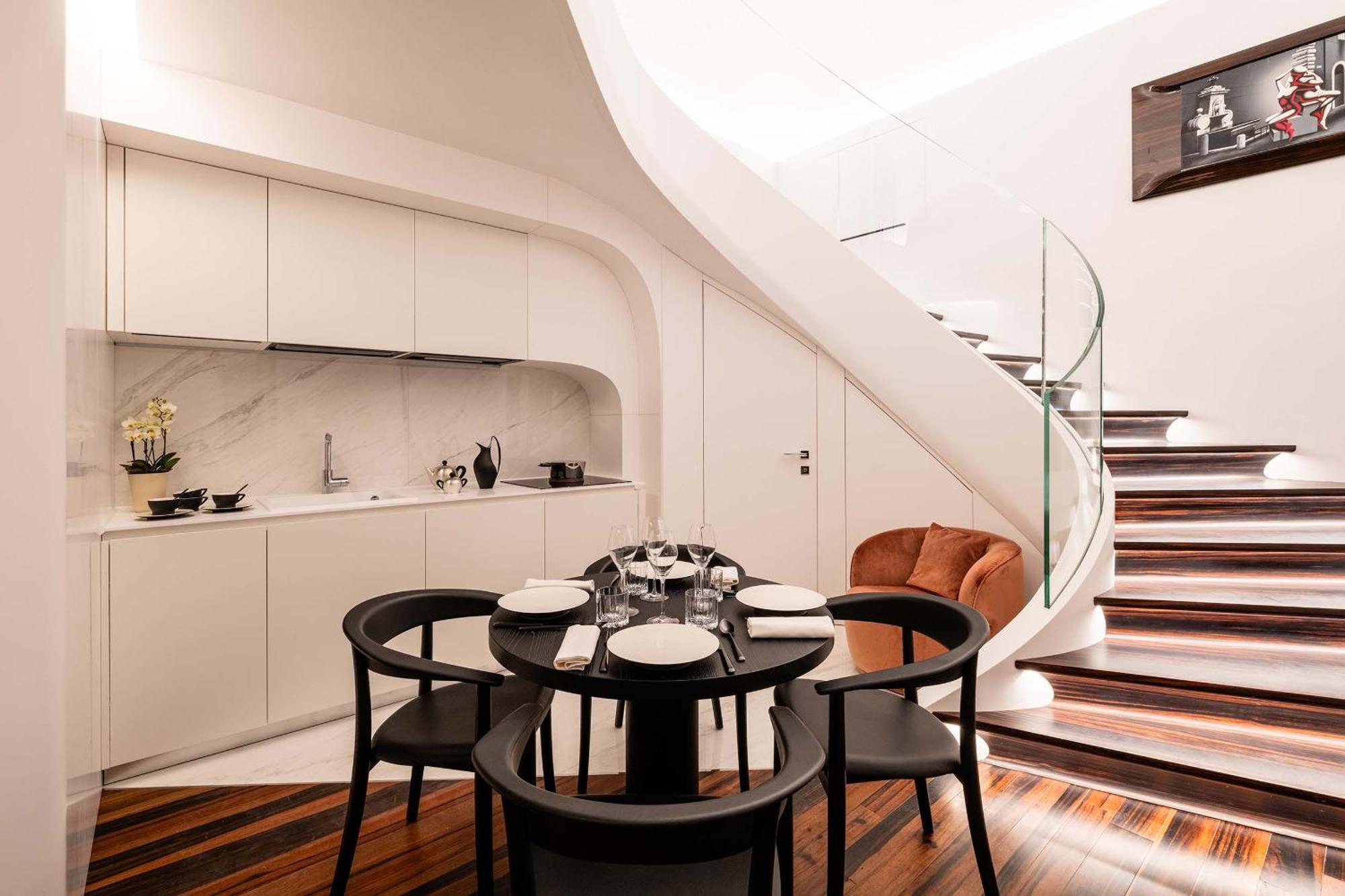 Two-Bedroom Suite Split Level,1633874989:JPEG