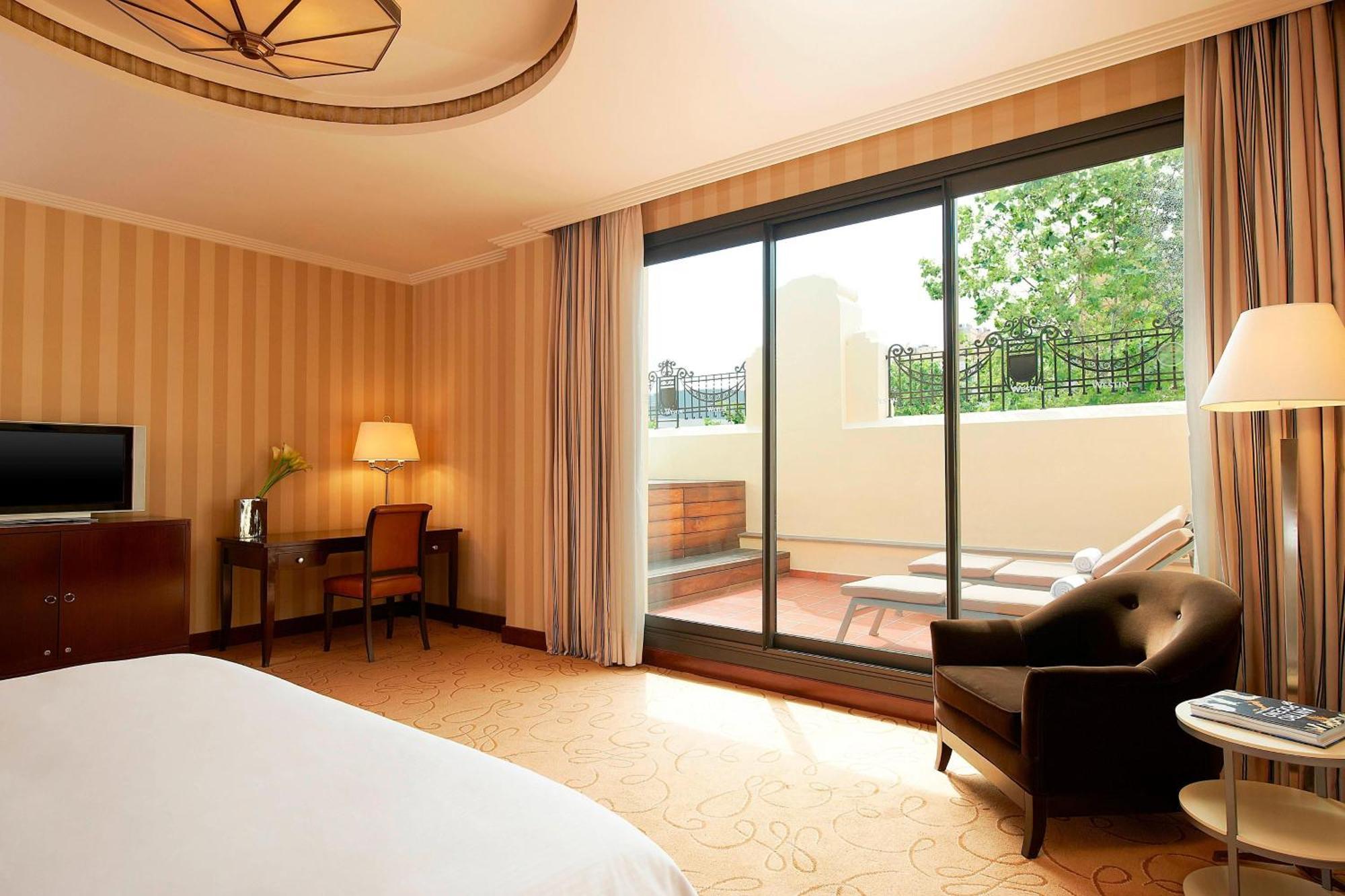 Superior King Room Whirlpool