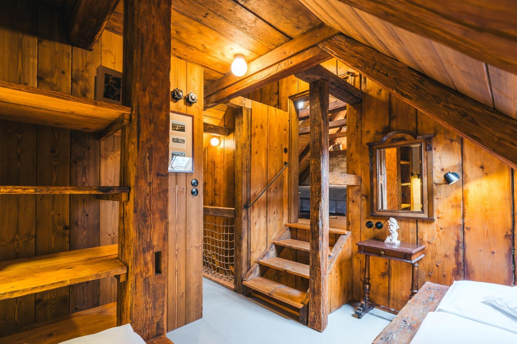 Apartment mit 2 Schlafzimmern und Terrasse