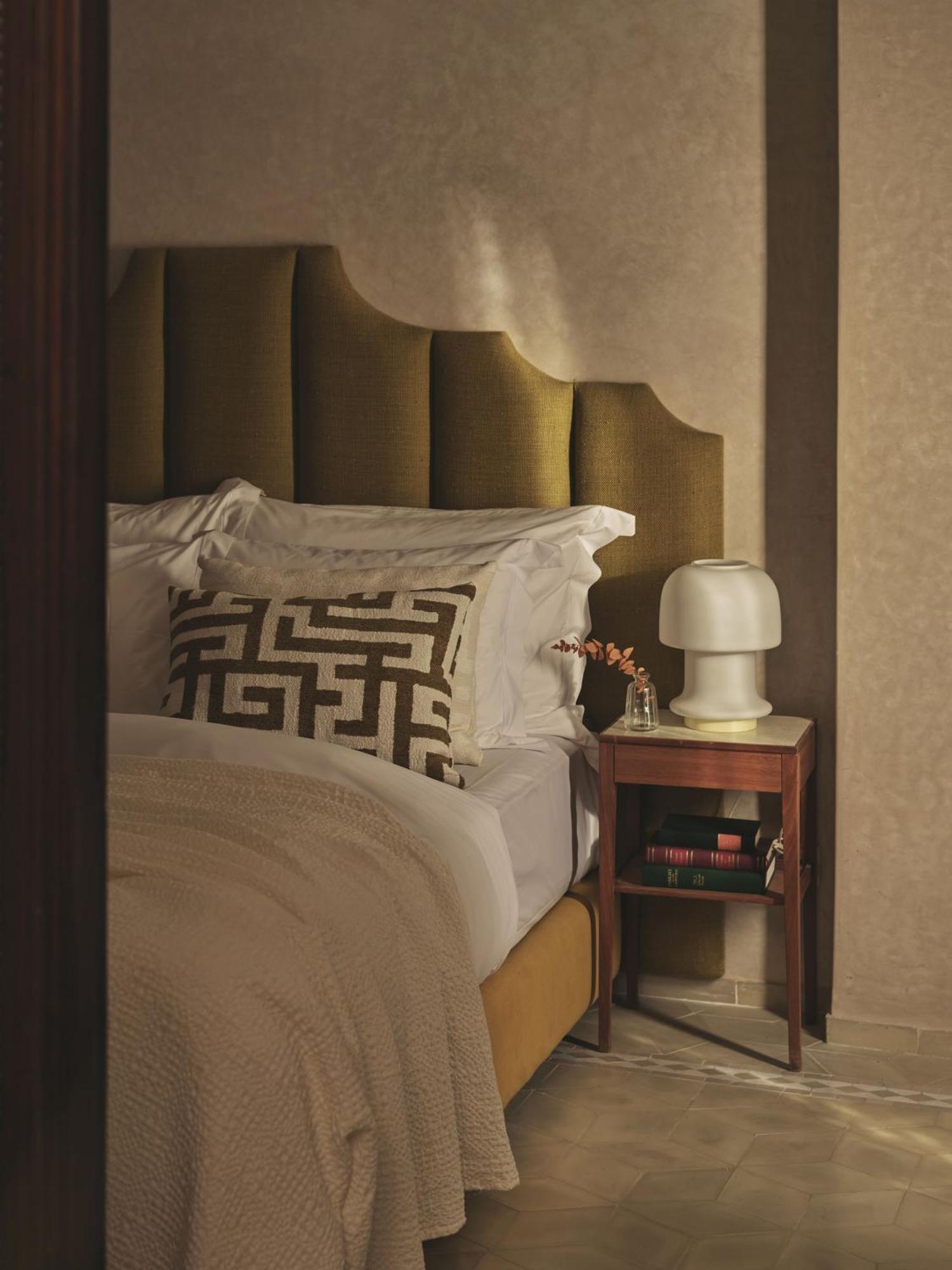 Deluxe Zimmer mit Kingsize-Bett