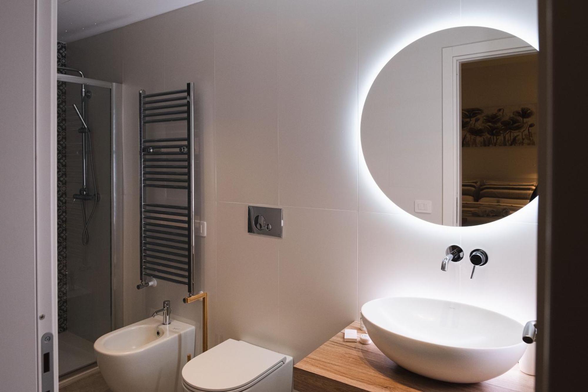 Double Room Private Bathroom