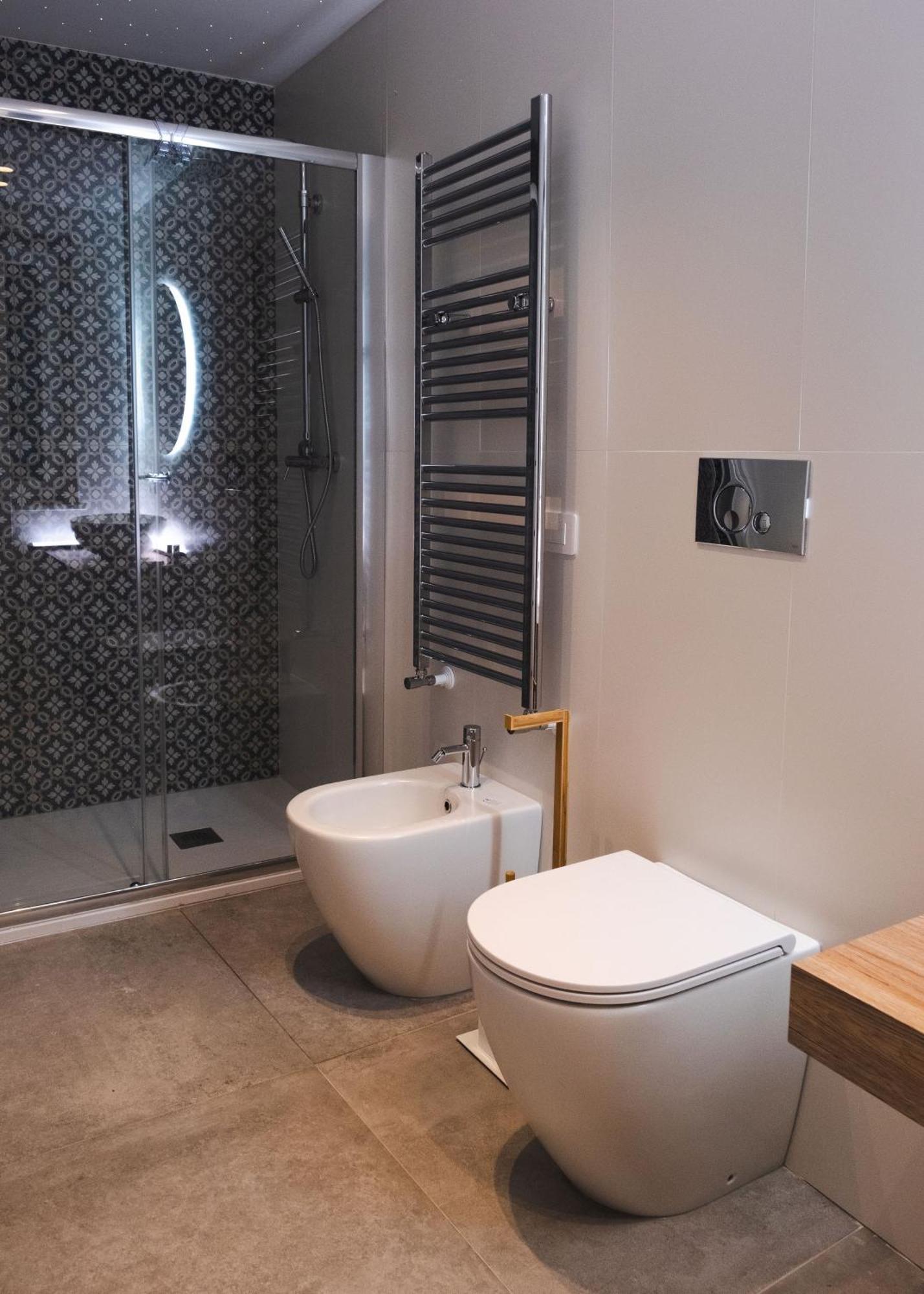 Double Room Private Bathroom