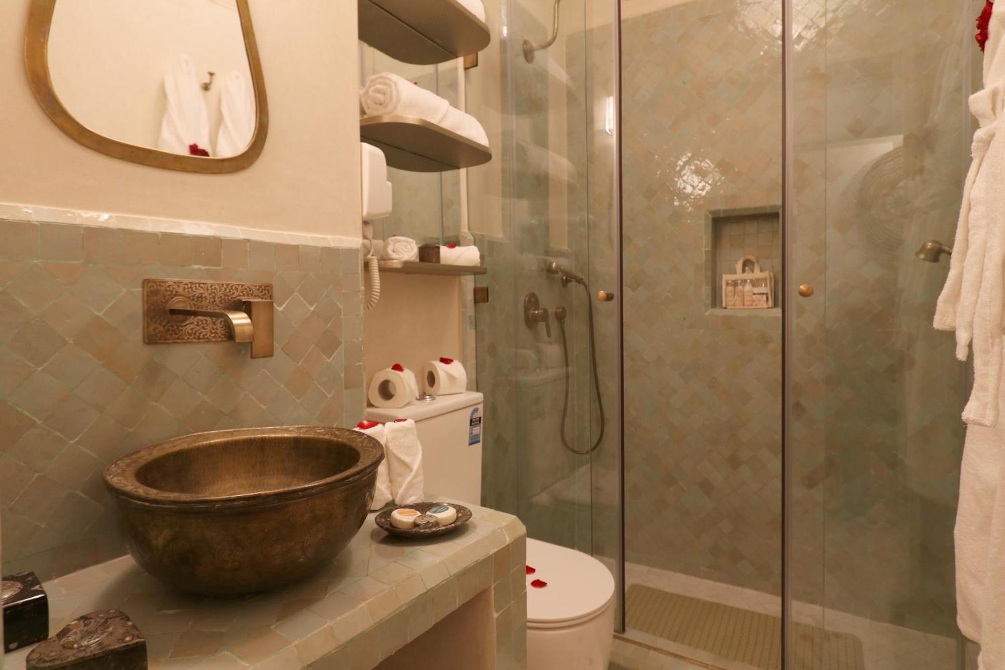 Deluxe Triple Room,1642384692:JPEG