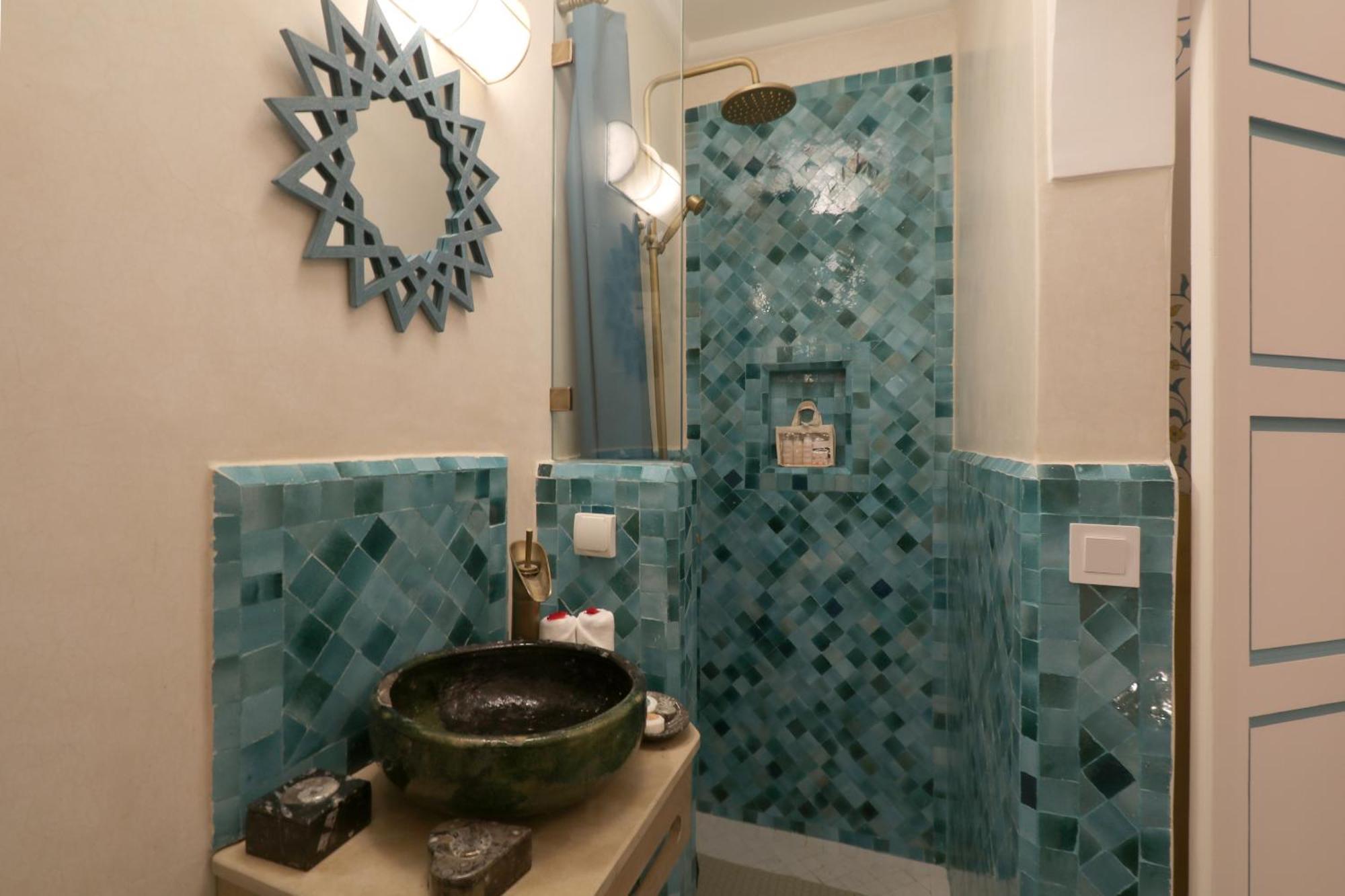 Deluxe Single Room,1642384711:JPEG
