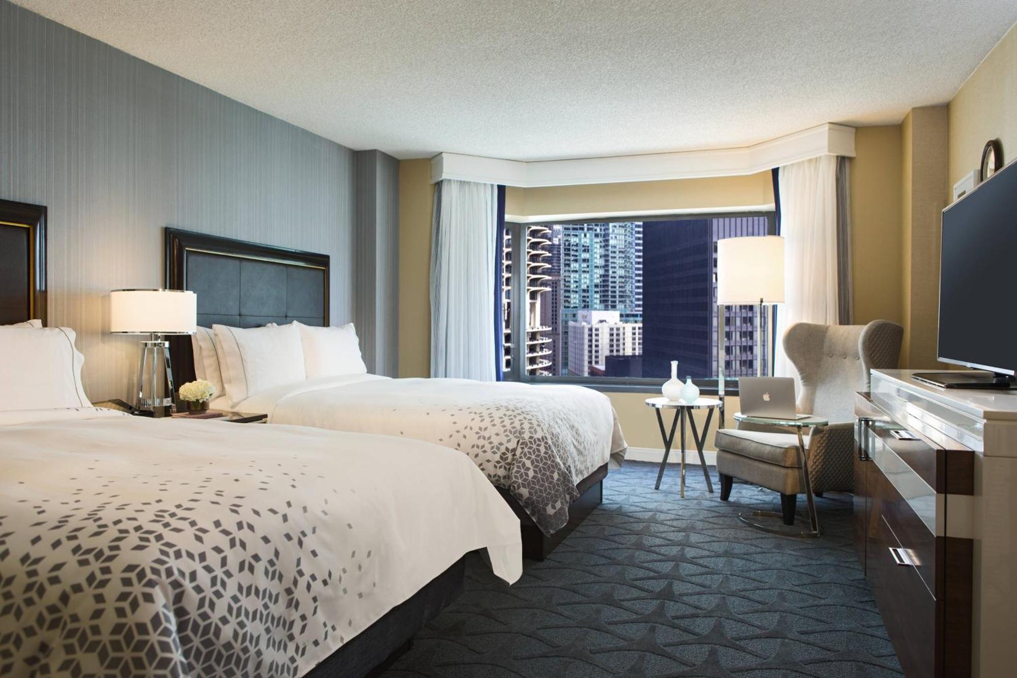 Guest room, 2 Queen, River view