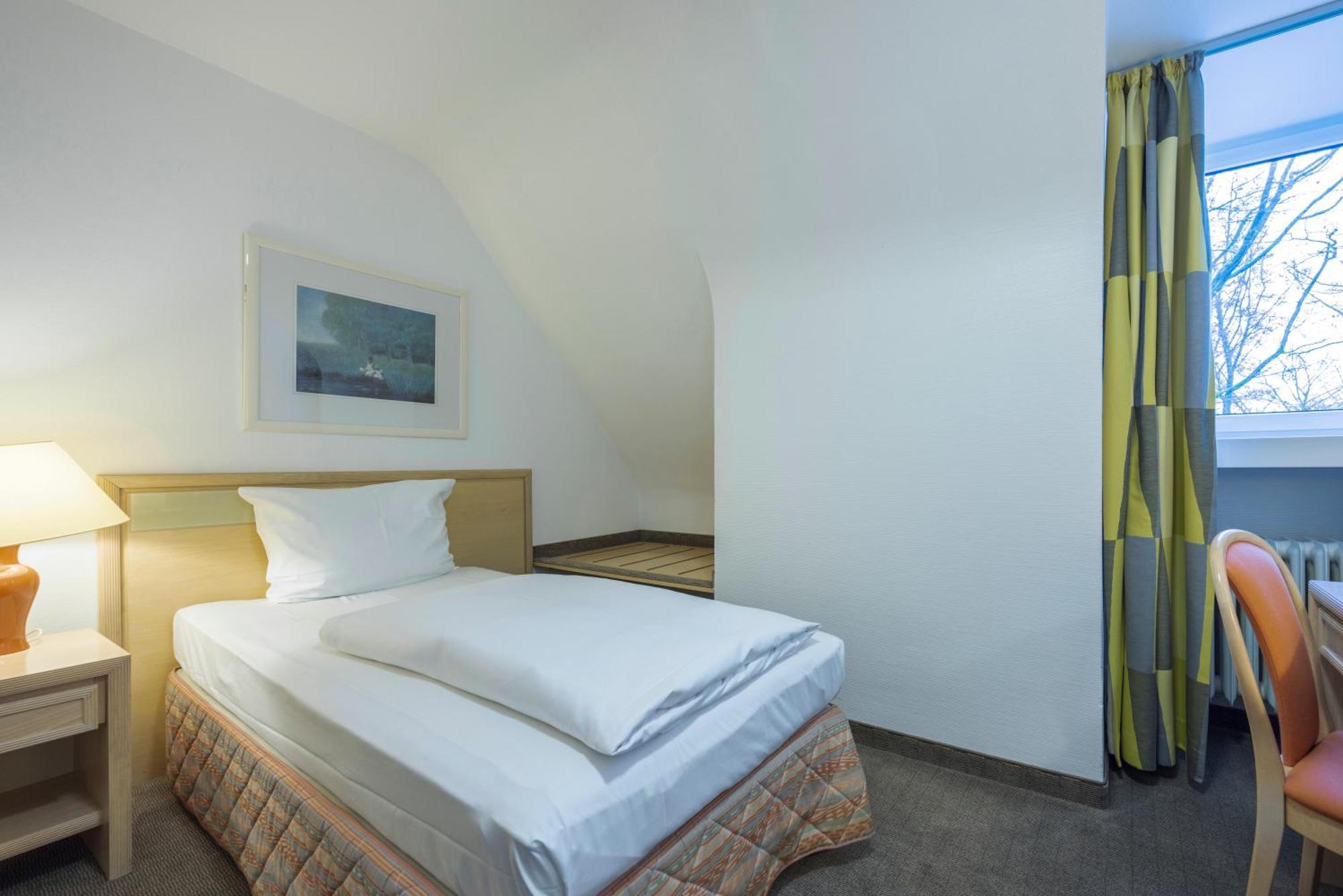 Comfort Single Room