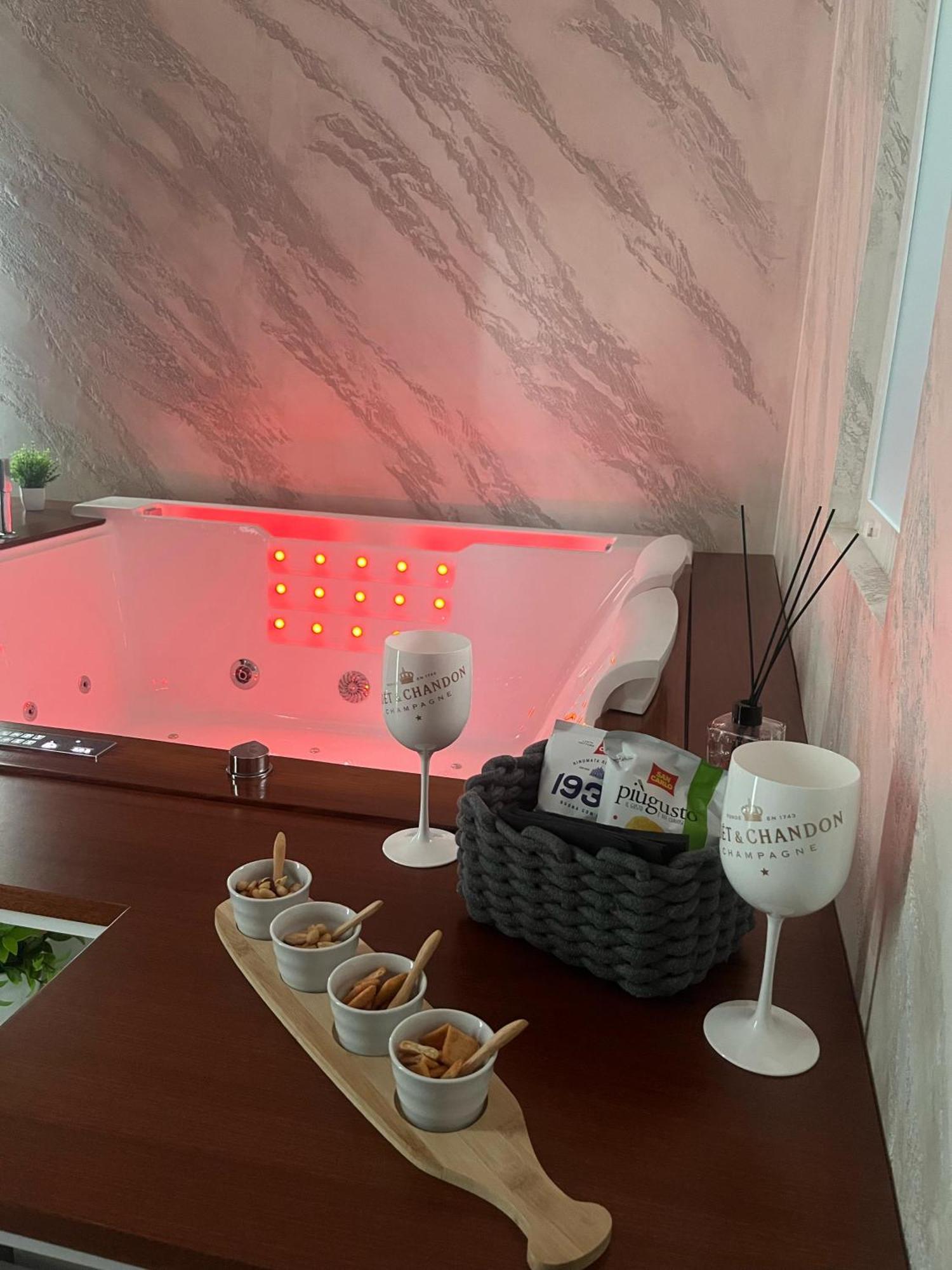 King Room Spa Bath