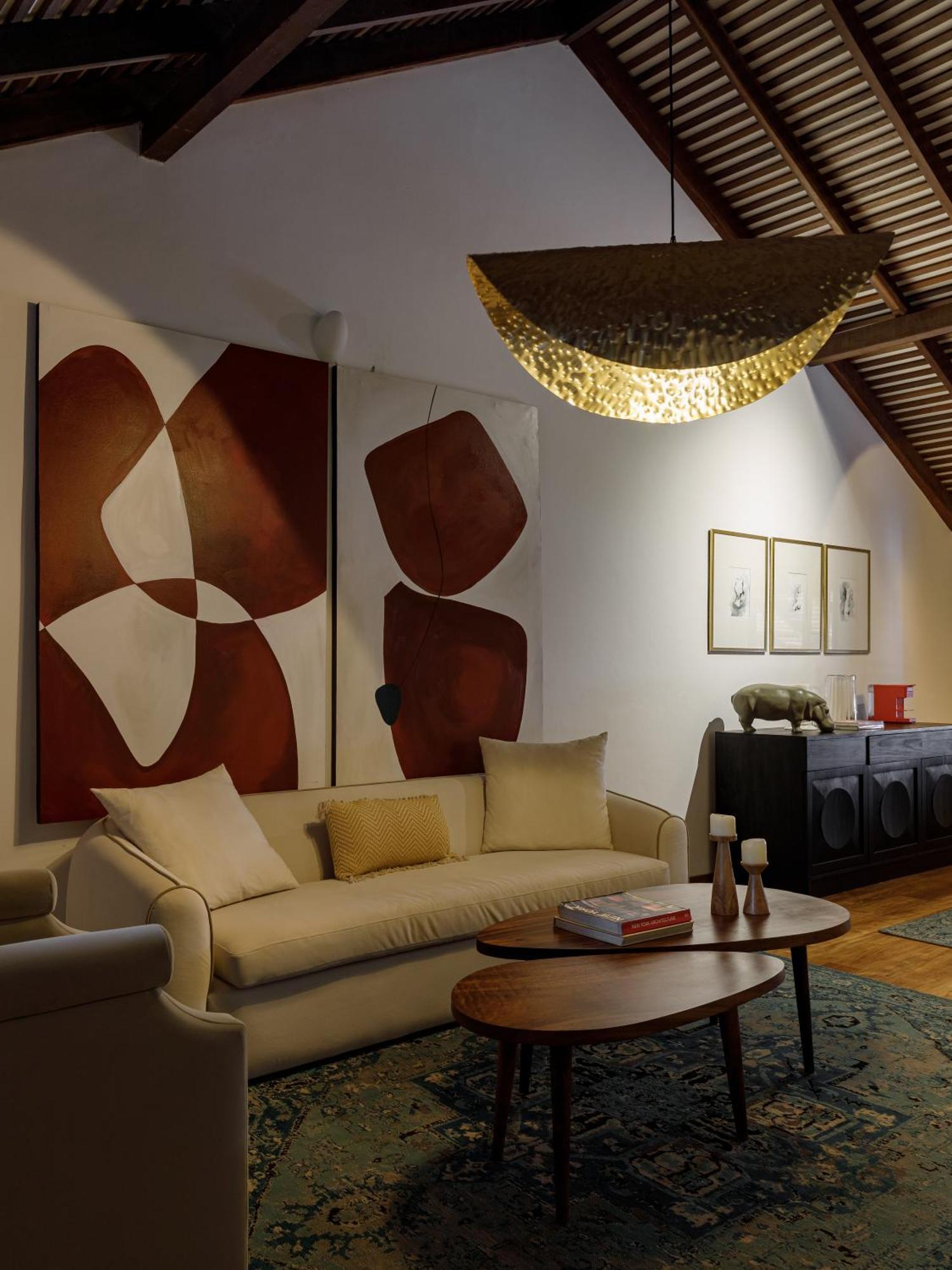 Deluxe King Suite