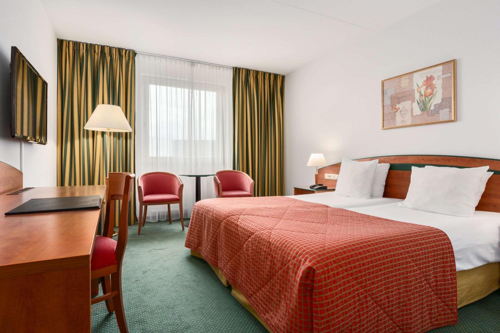 Standard Basic Room