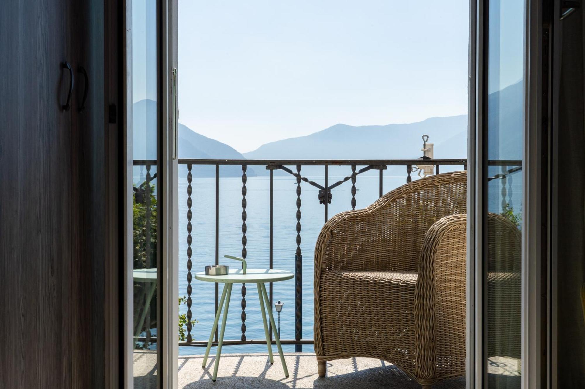 Single Room Lake View