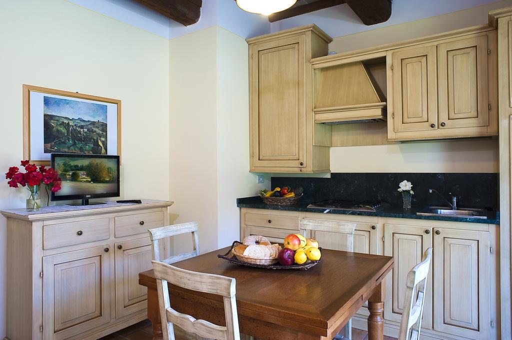 Two-Bedroom Apartment (4 Adults + 2 Children),165890151:JPEG