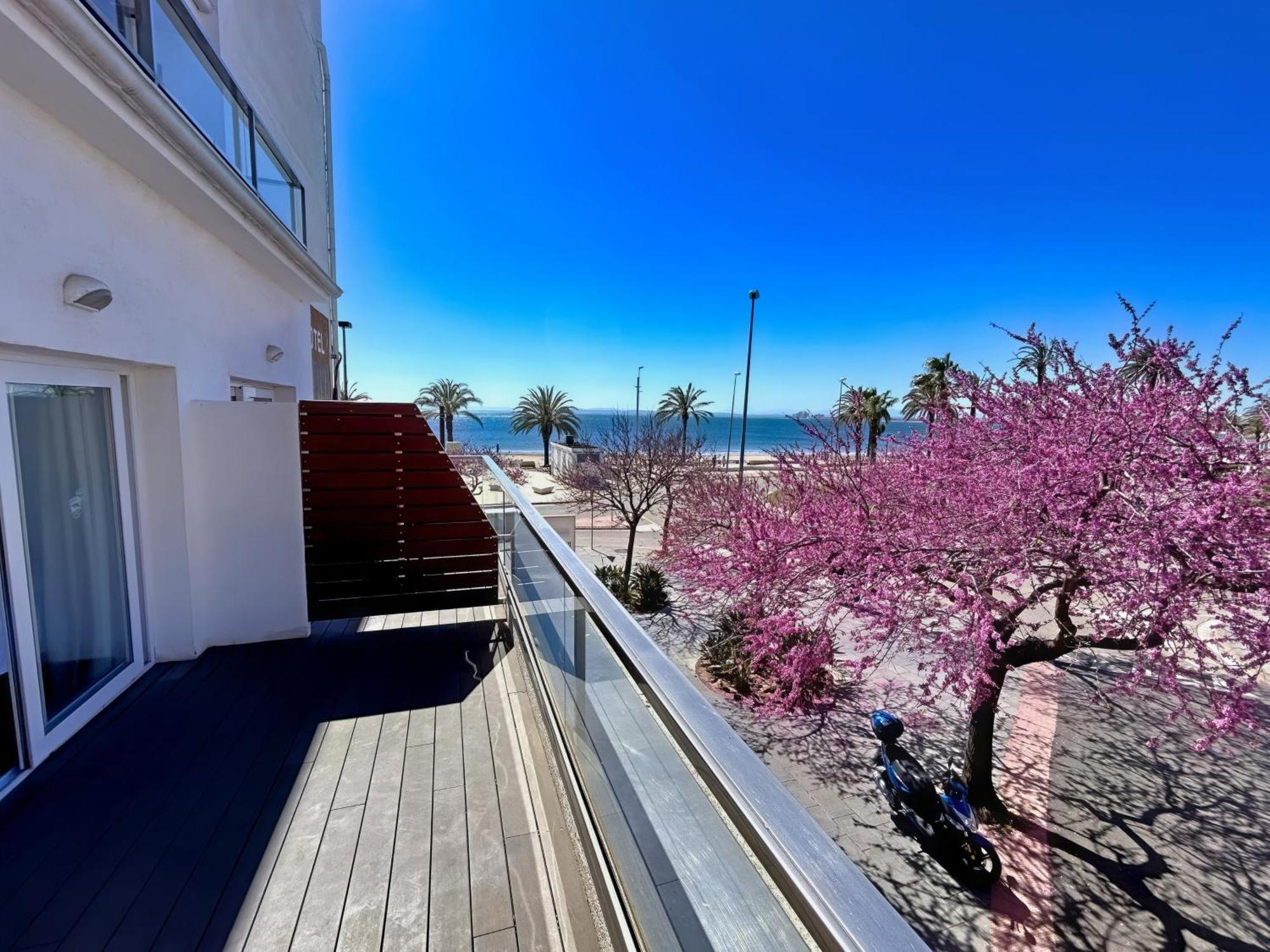 Double or Twin Room Partial Sea View