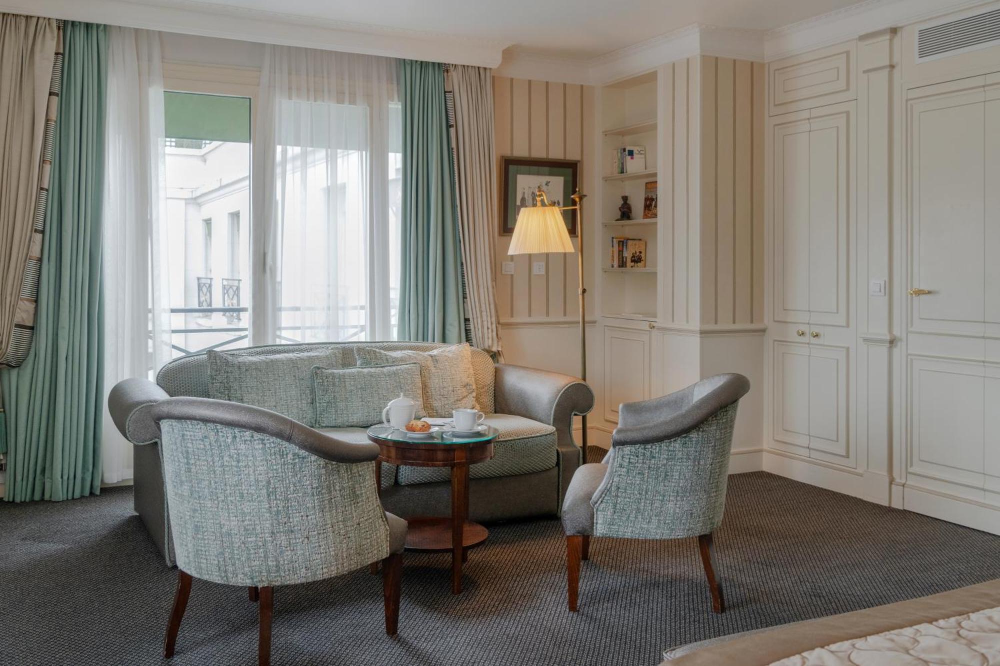 Junior Suite Avenue