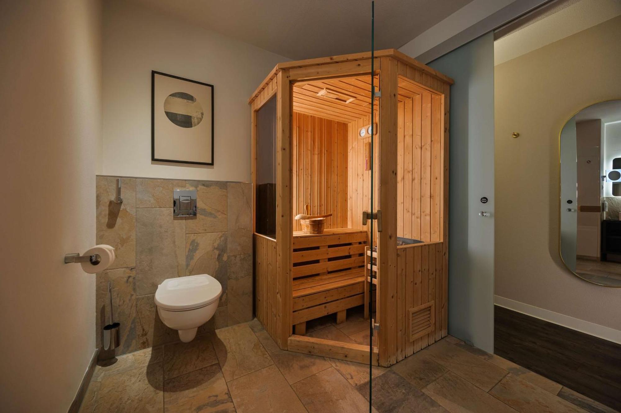 Superior Spa King Room Harbour View