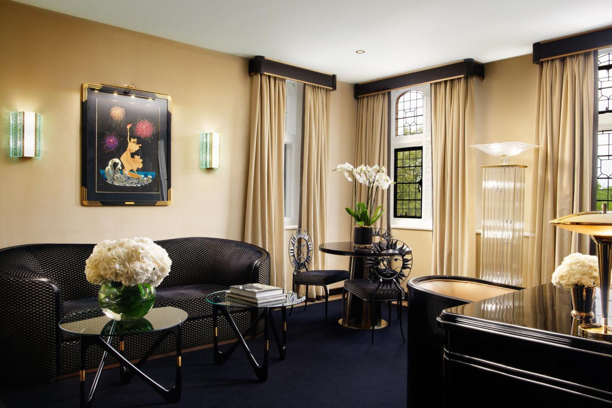 Junior Suite with Garden View