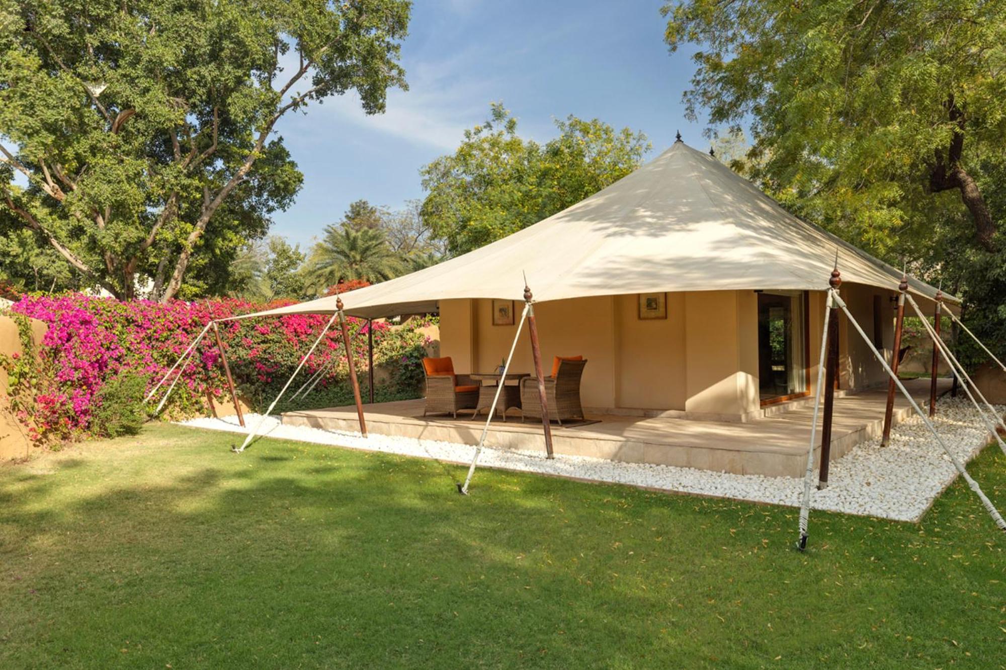 Tenda de Luxo com Piscina Privada