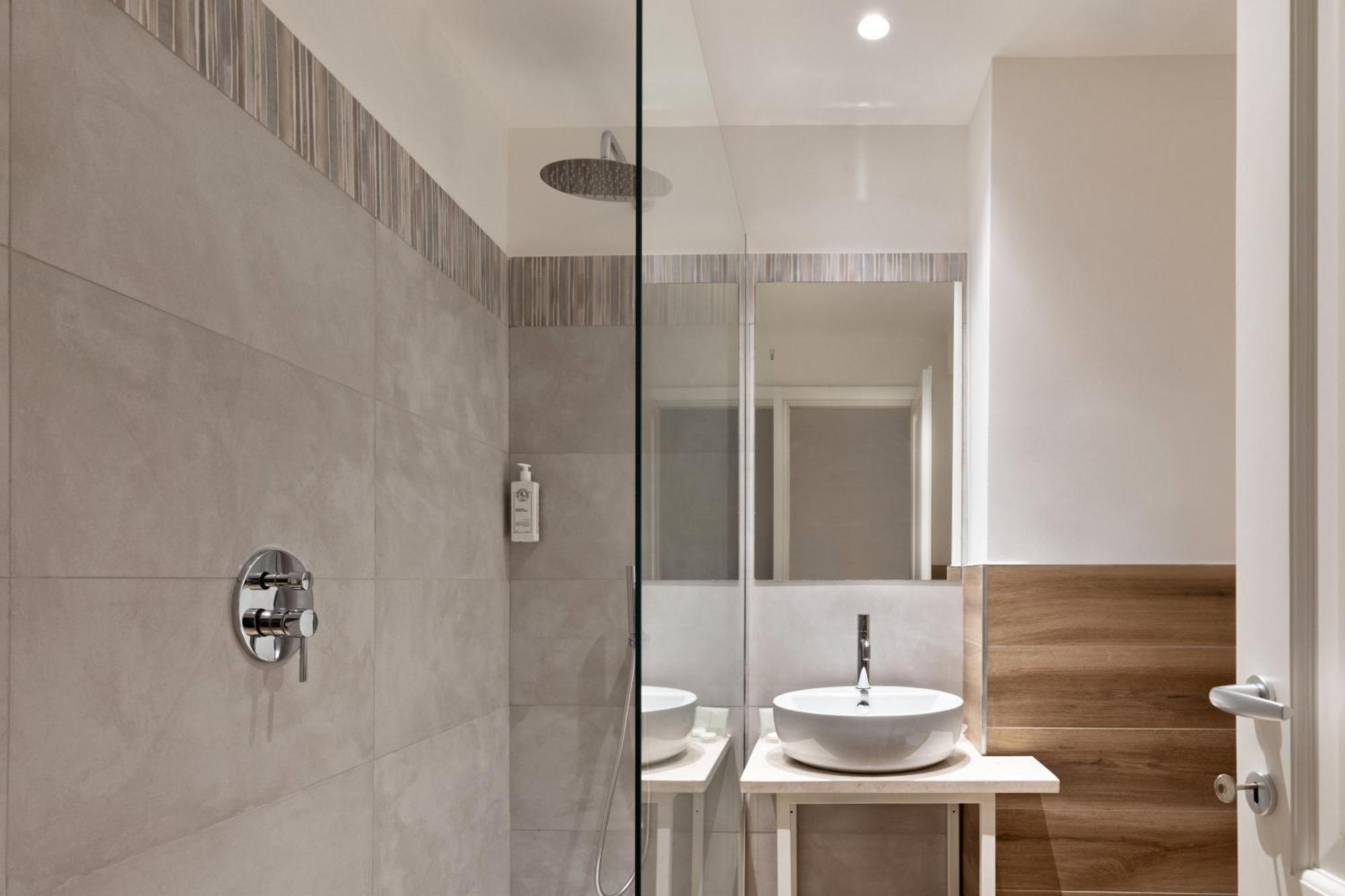 Double or Twin Room Sea View