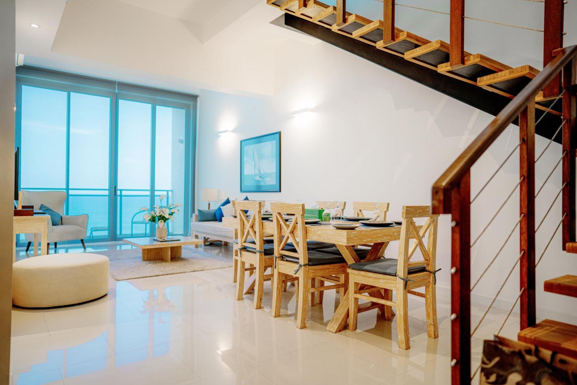 Three-Bedroom Apartment Ocean View