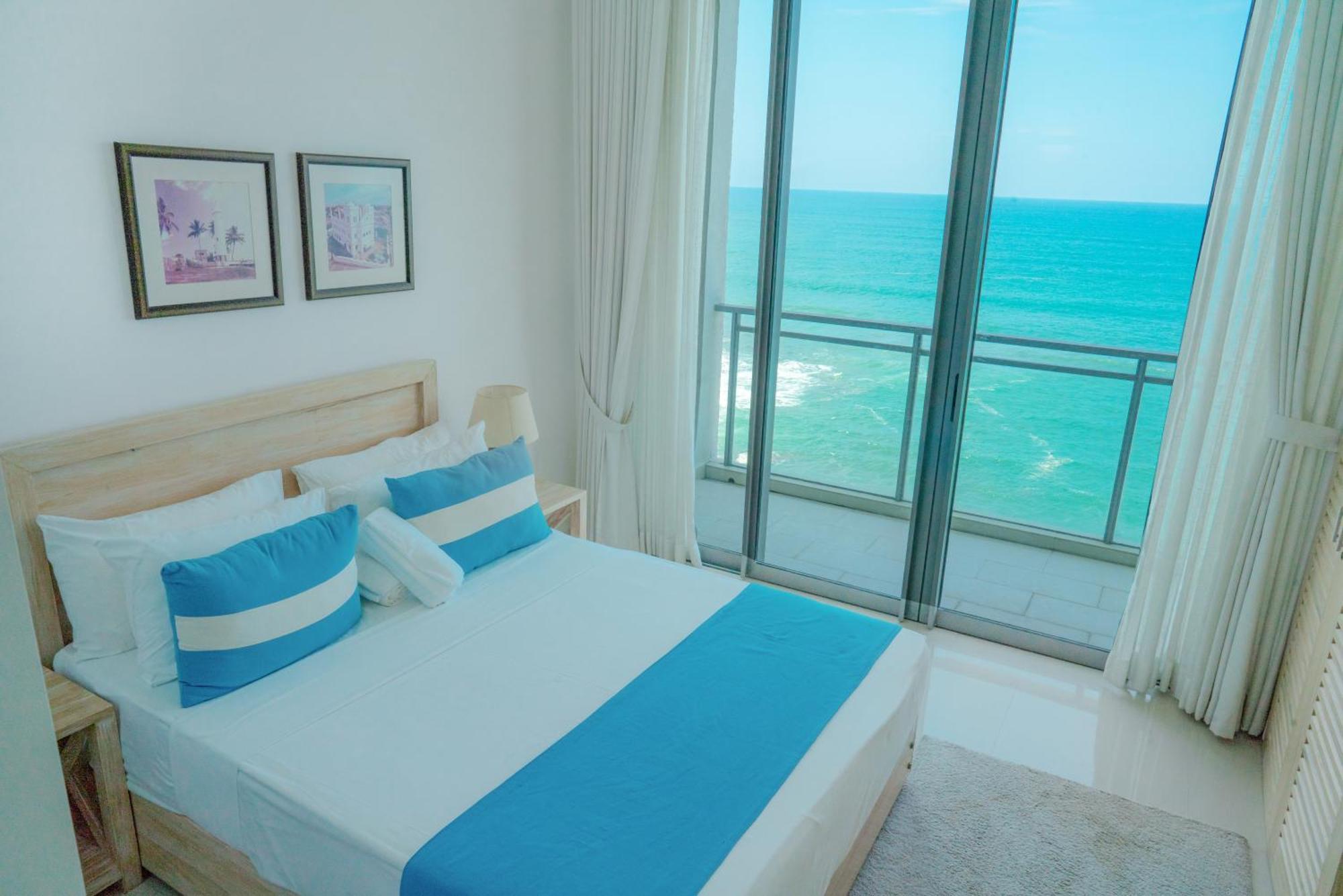 Three-Bedroom Apartment Ocean View