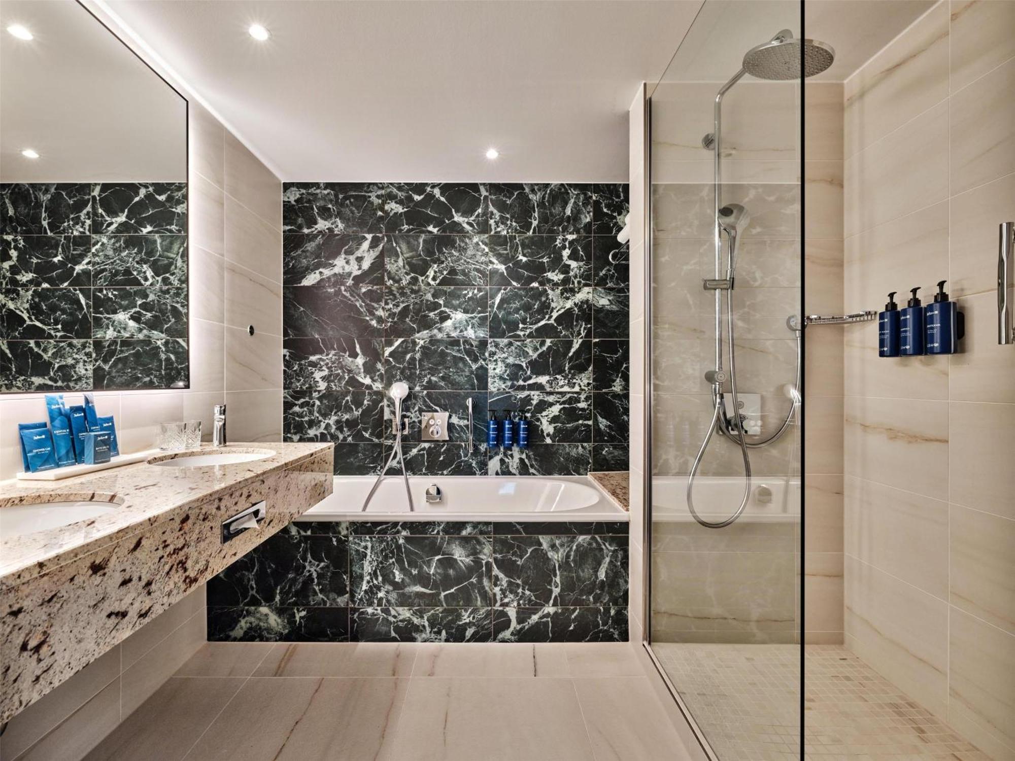 One-Bedroom Suite