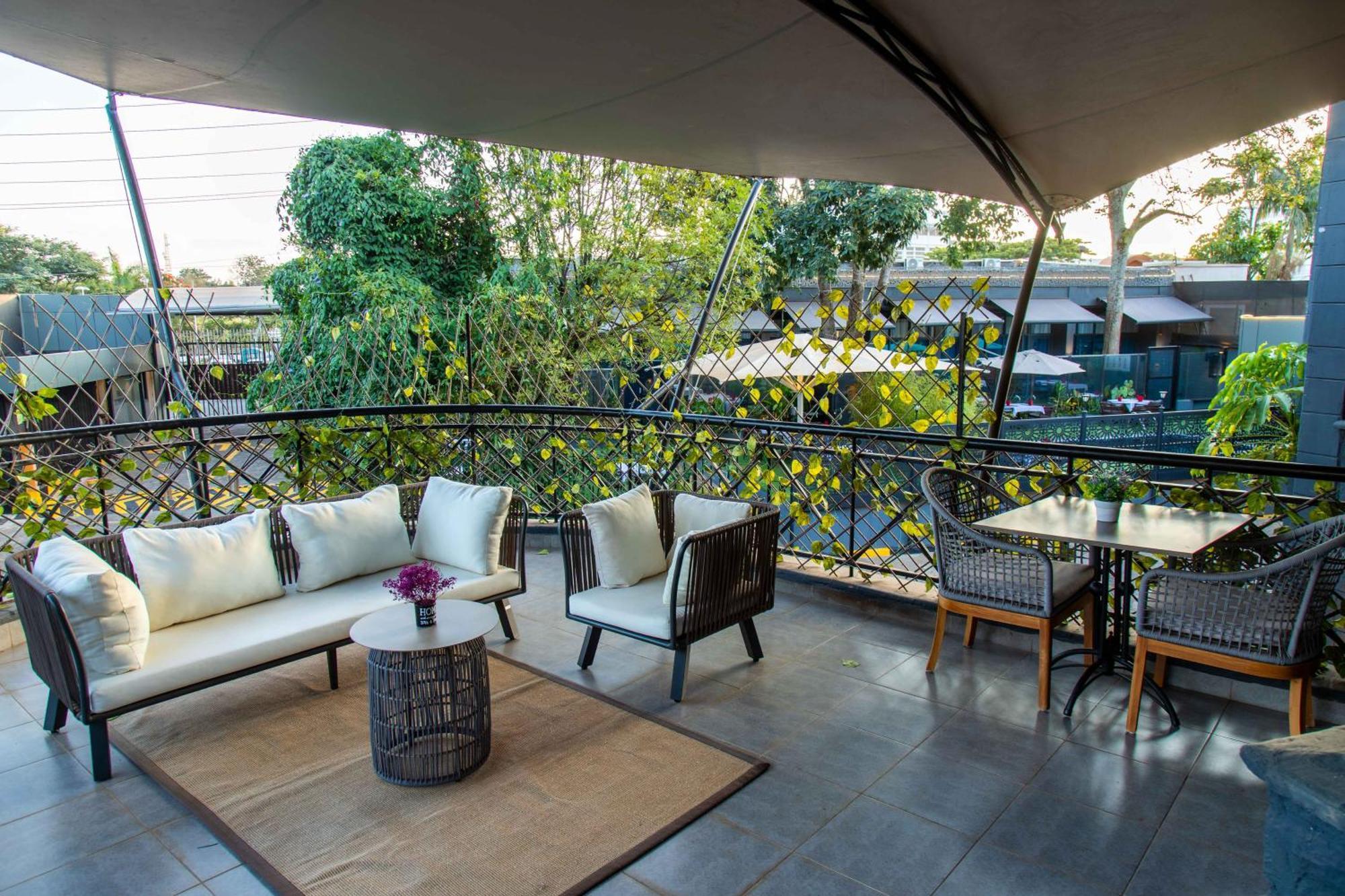 Junior Suite with Balcony,1699518080:JPEG