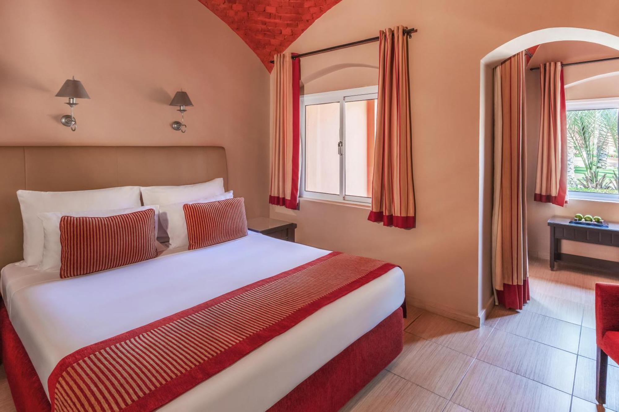 Superior Queen or Twin Bed Garden View