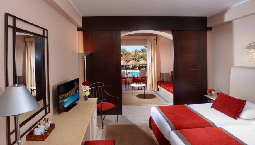 Deluxe Family Queen or Twin Bed Garden View