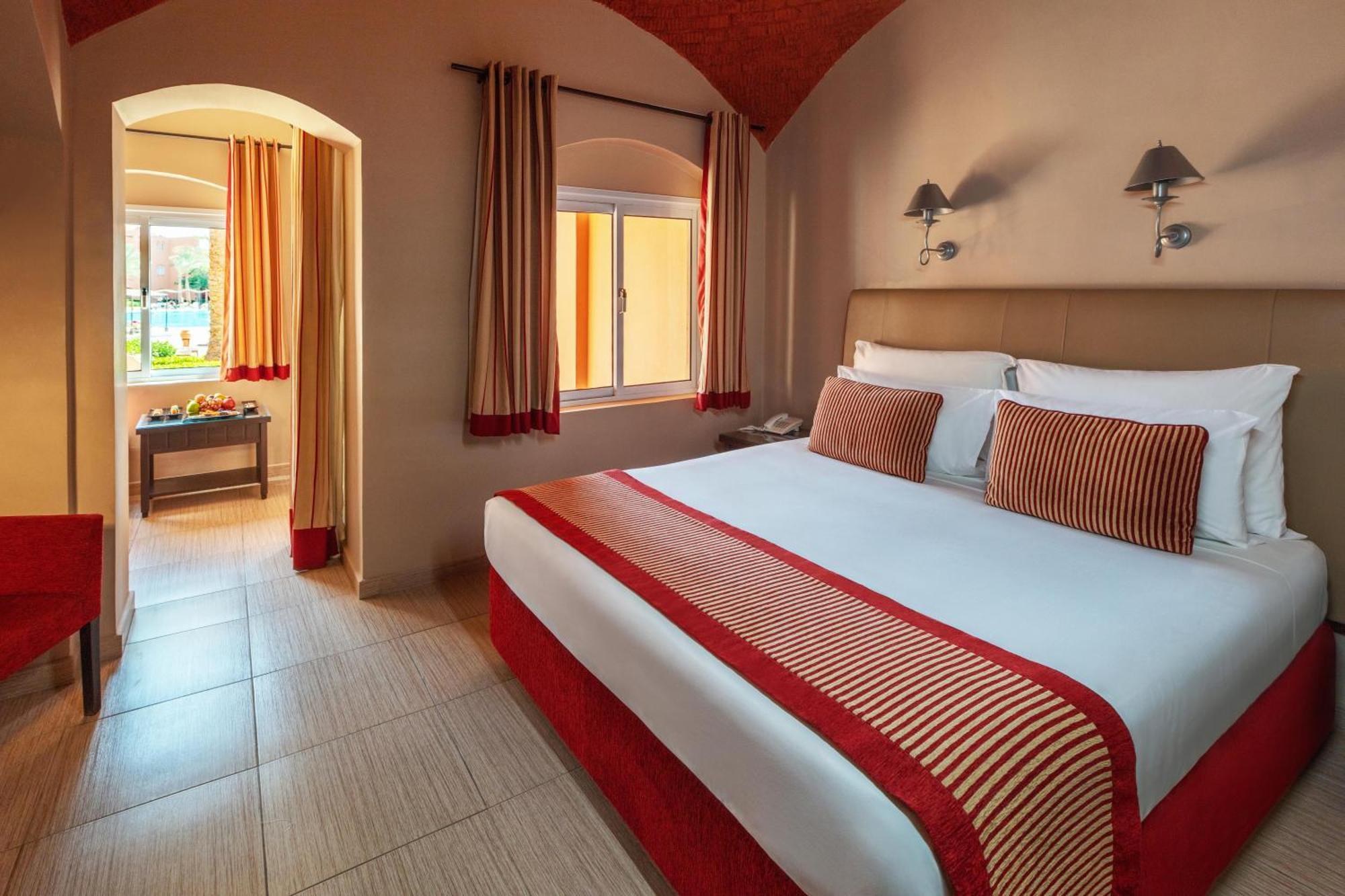 Superior Queen or Twin Bed Pool View