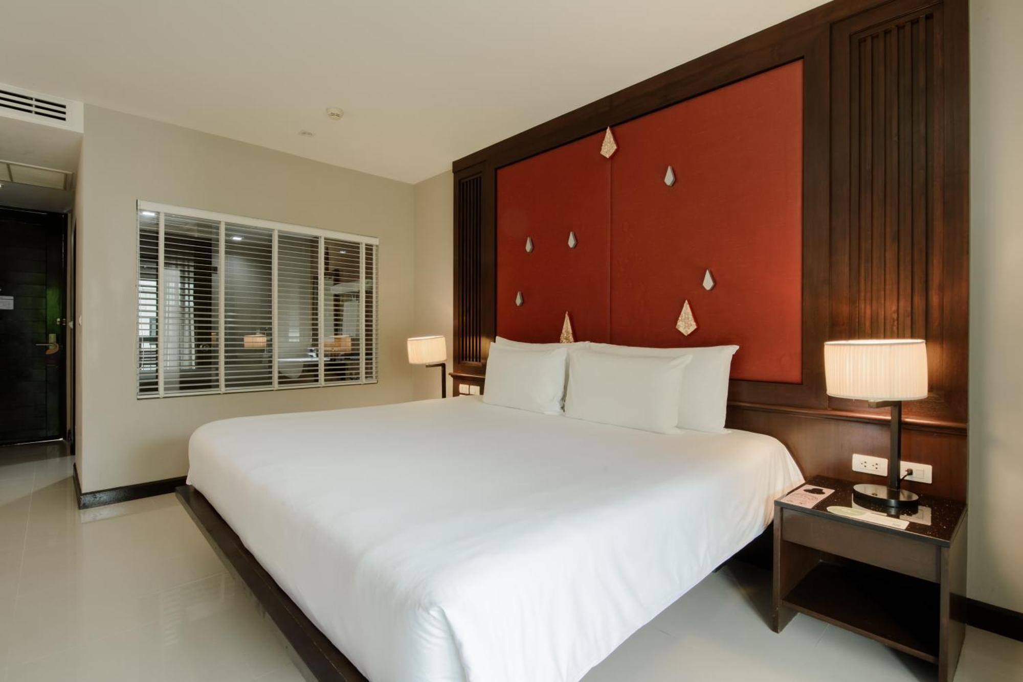 King Room with Pool View