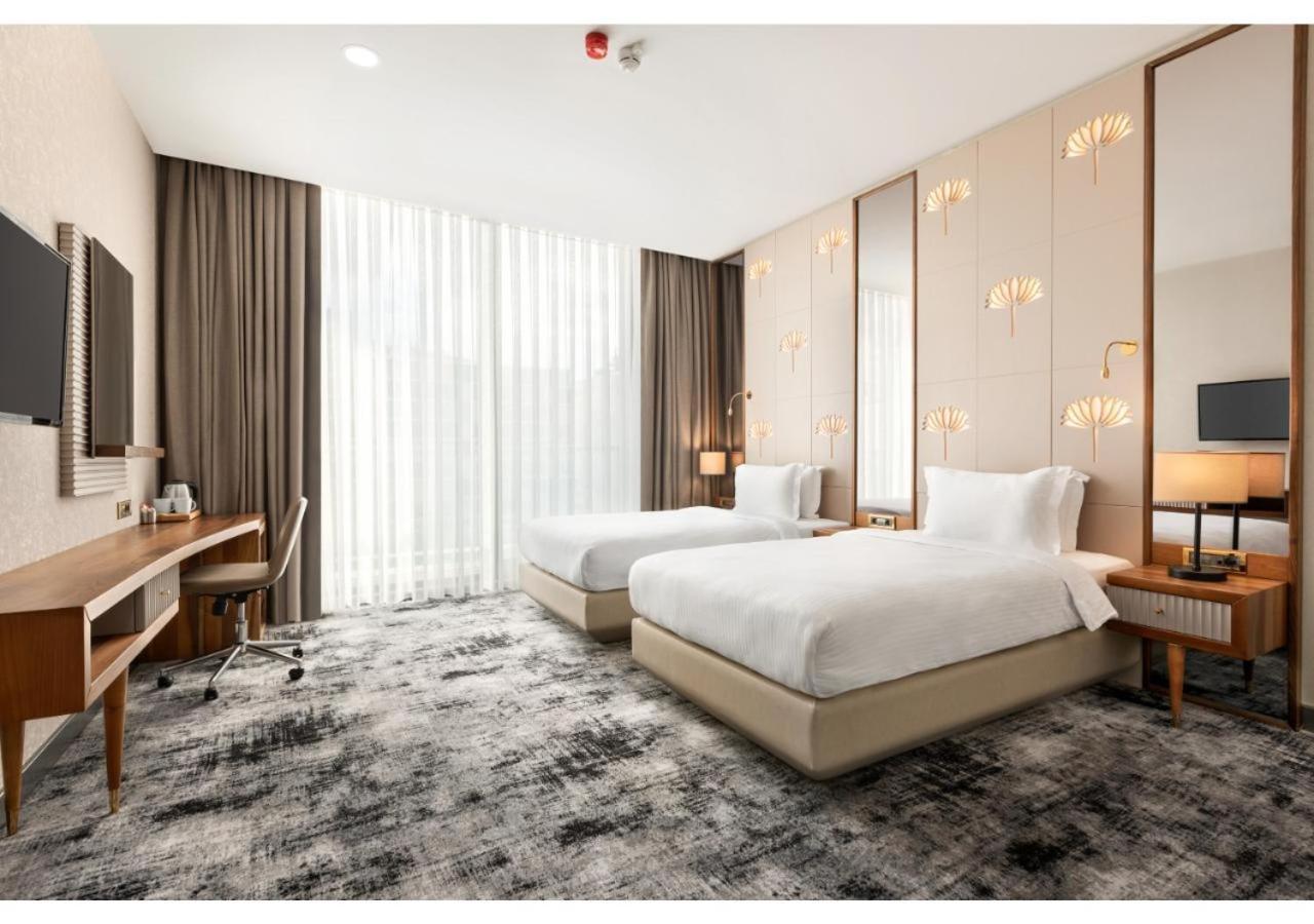 Twin Room - Non-Smoking