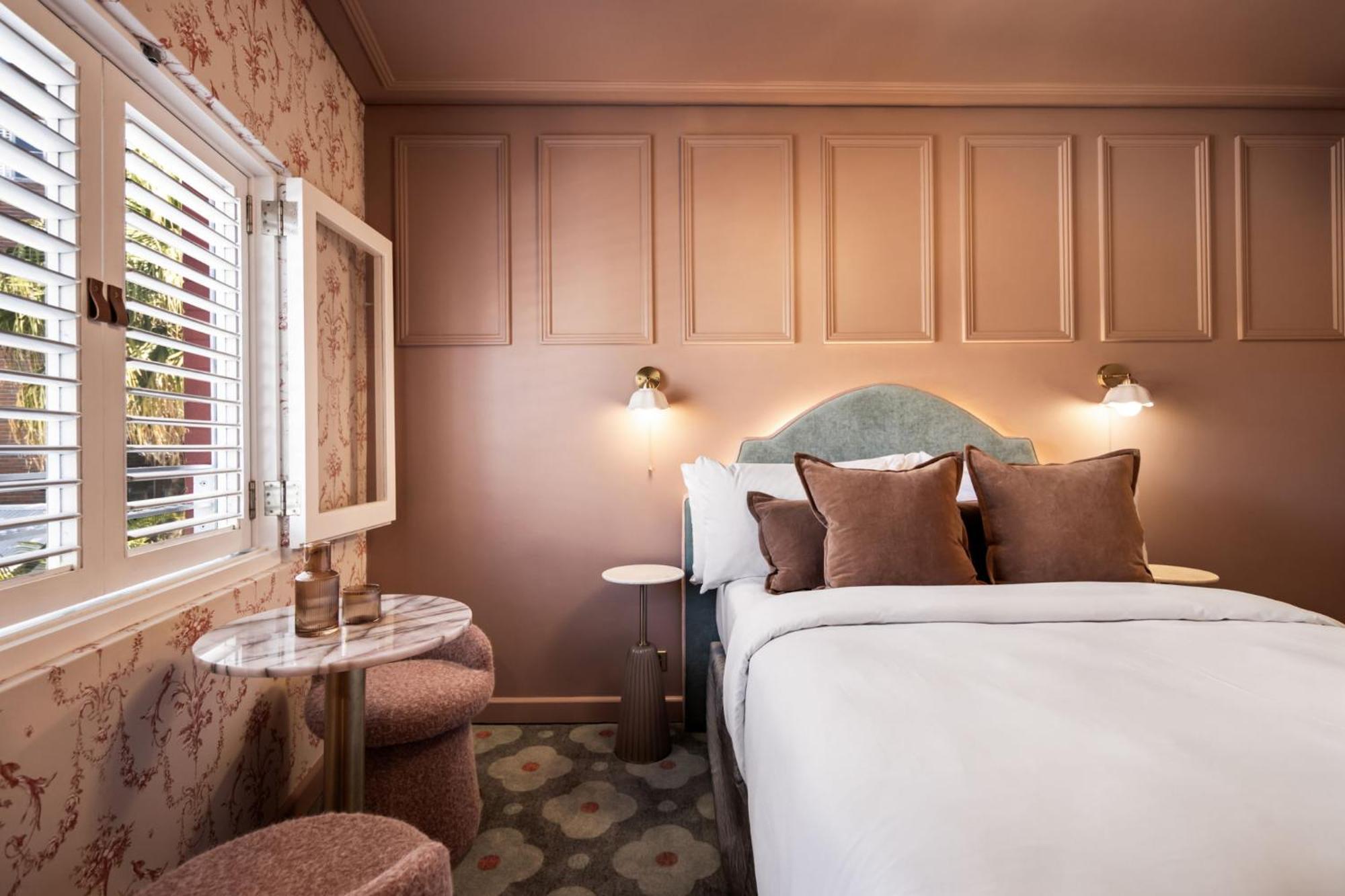 Petite Double Room,1698203980:JPEG