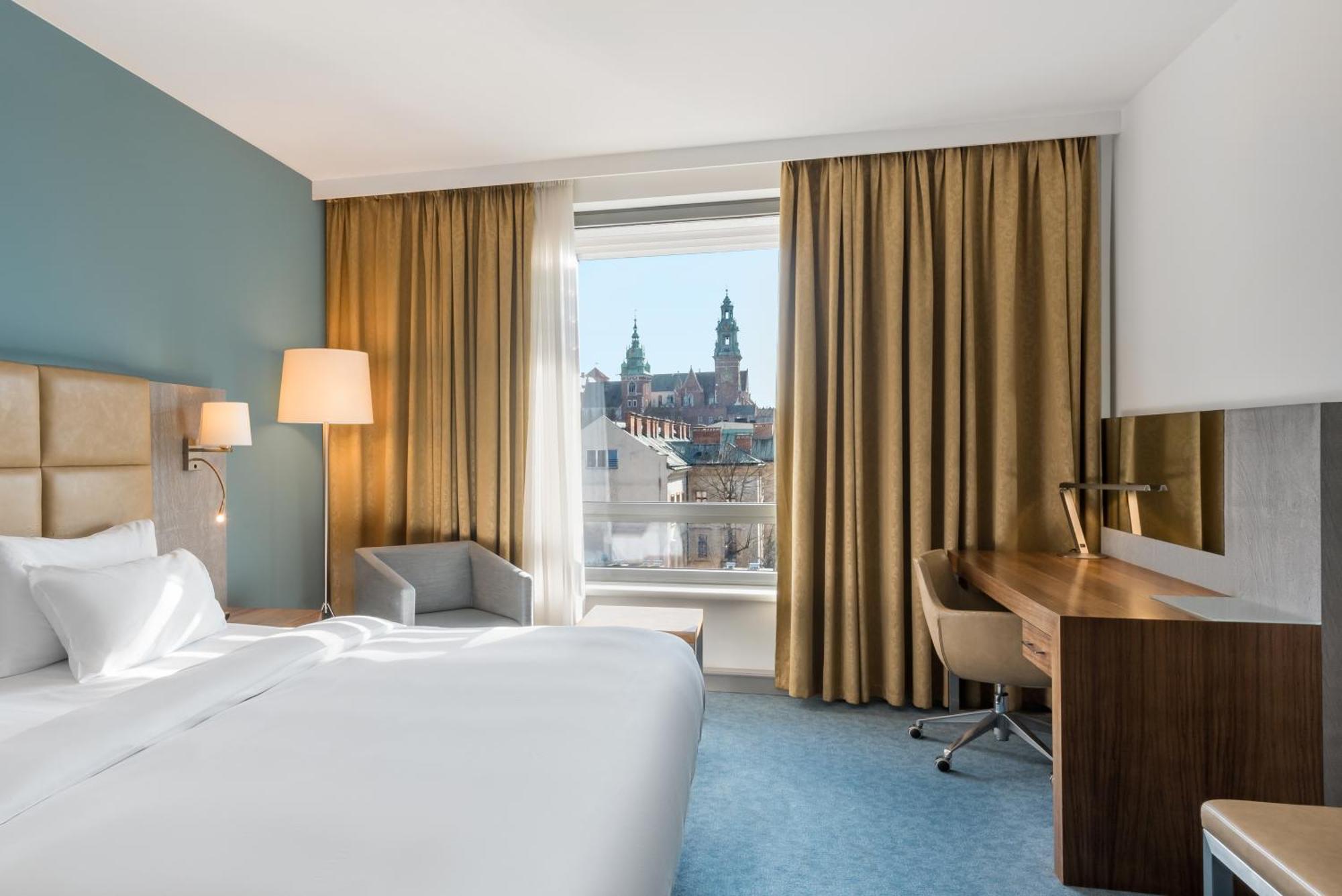Premium Room with Old Town View,1435966819:JPEG