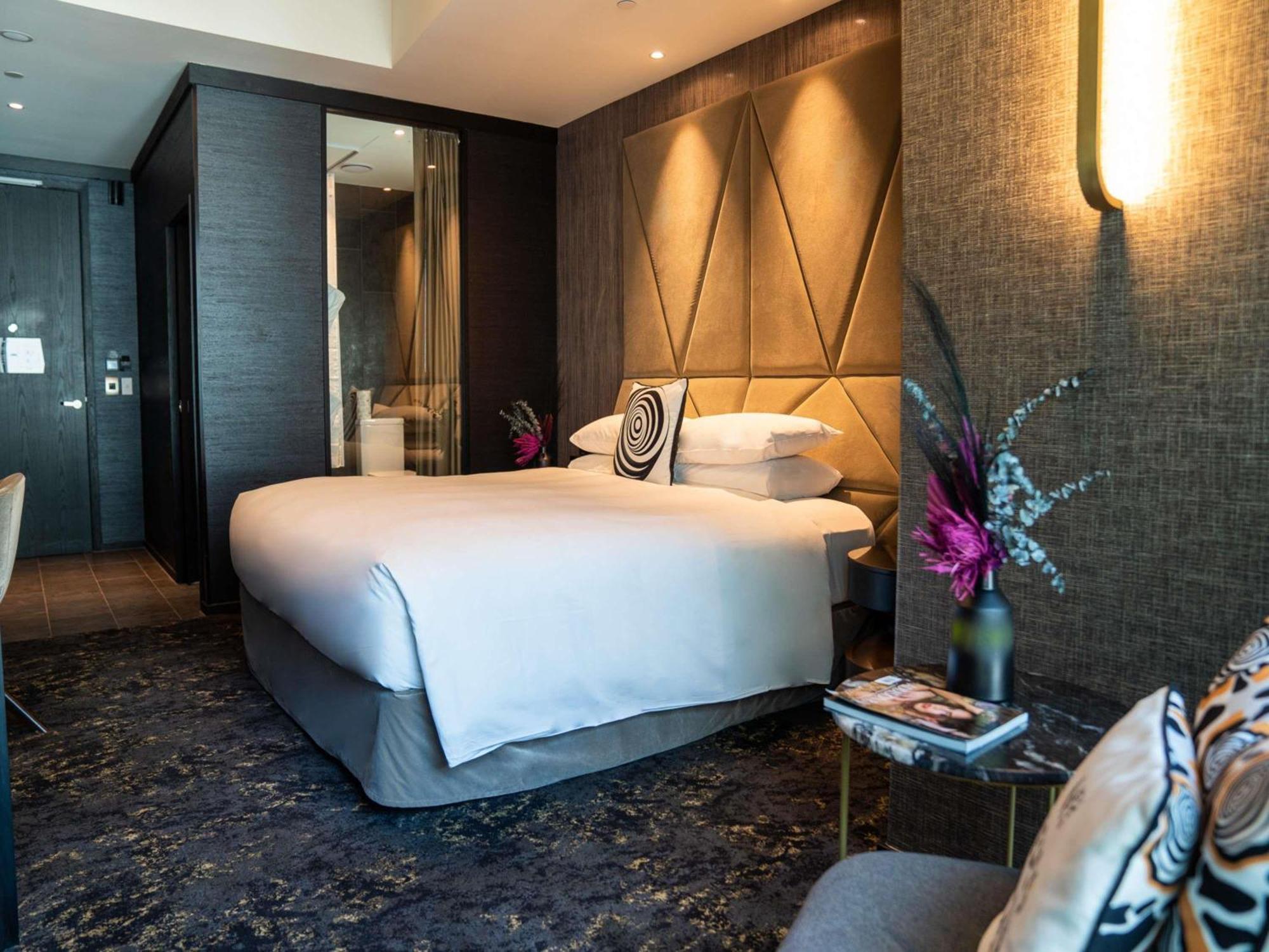 Accessible King Room