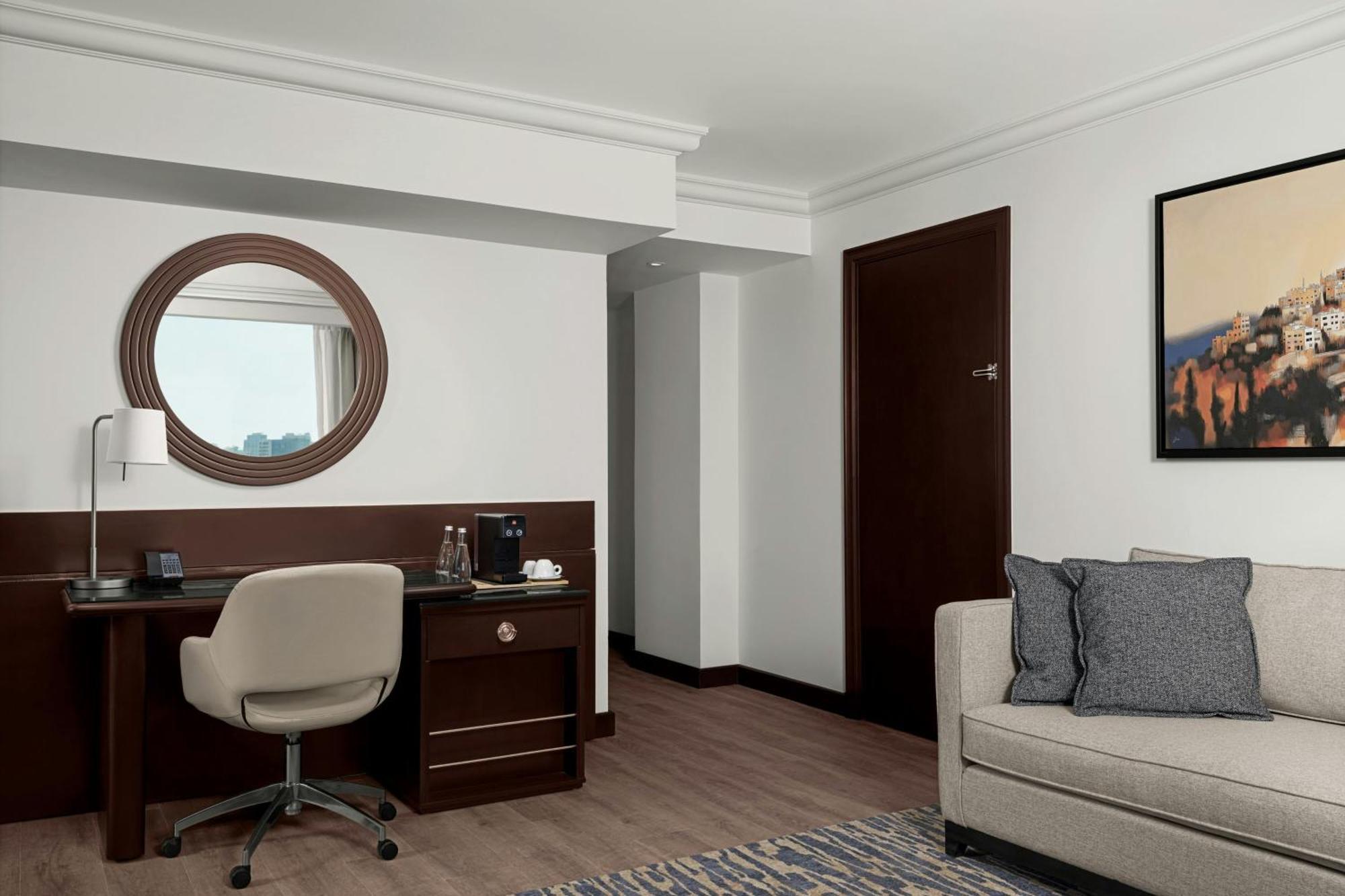 Executive Suite 1 King