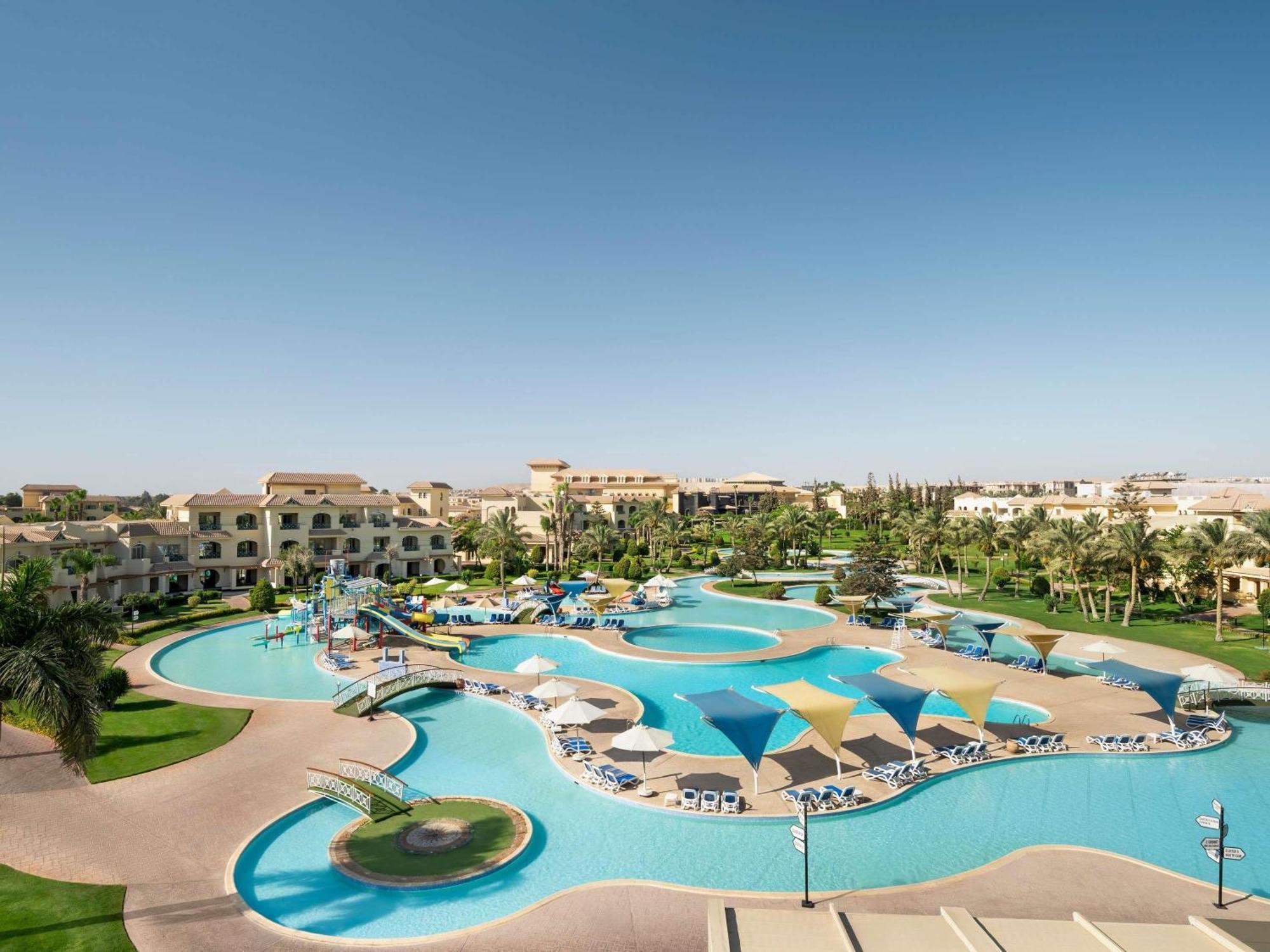 Classic Twin Room Pool View