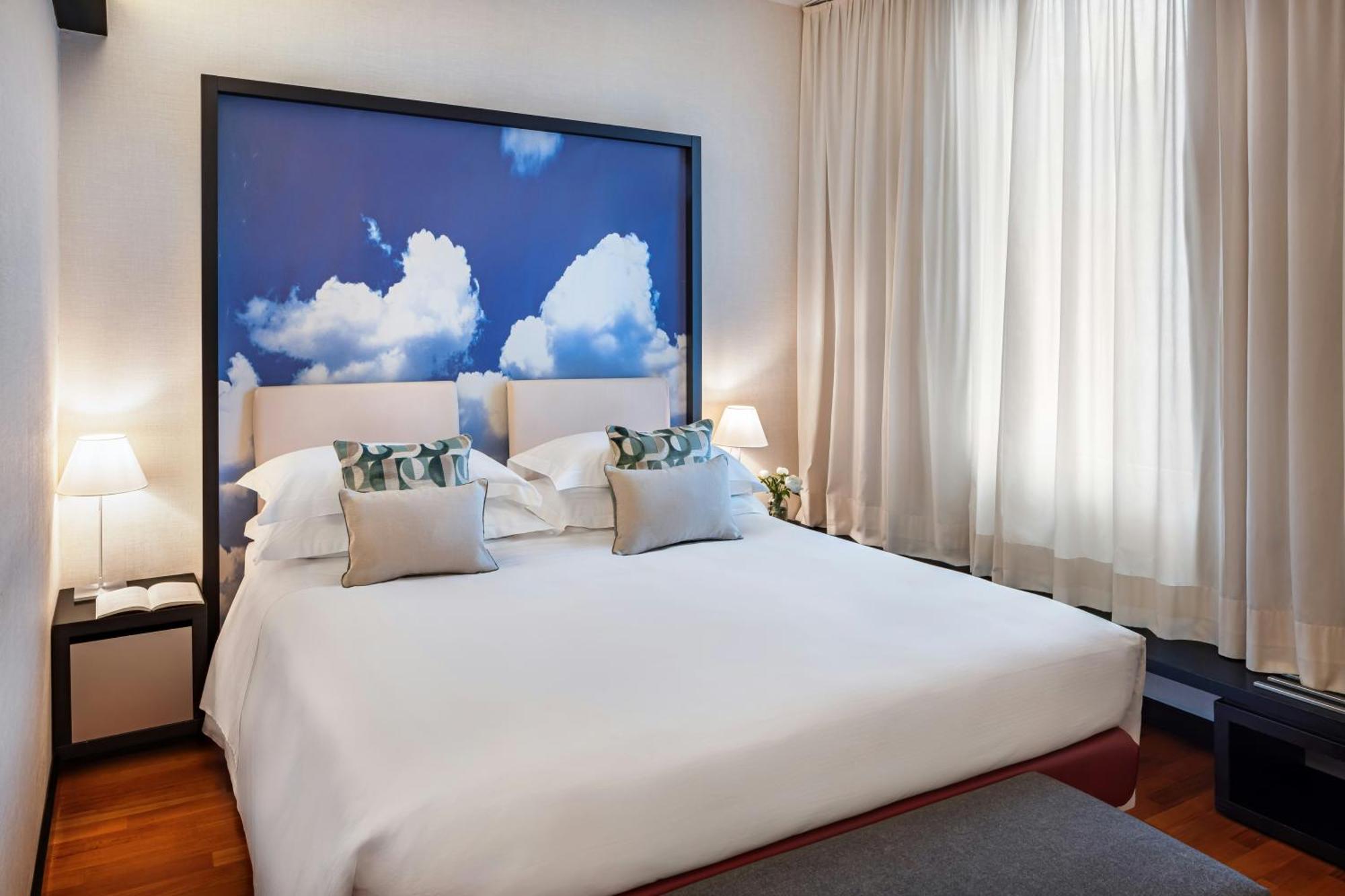 Superior Double or Twin Room,1729993601:JPEG