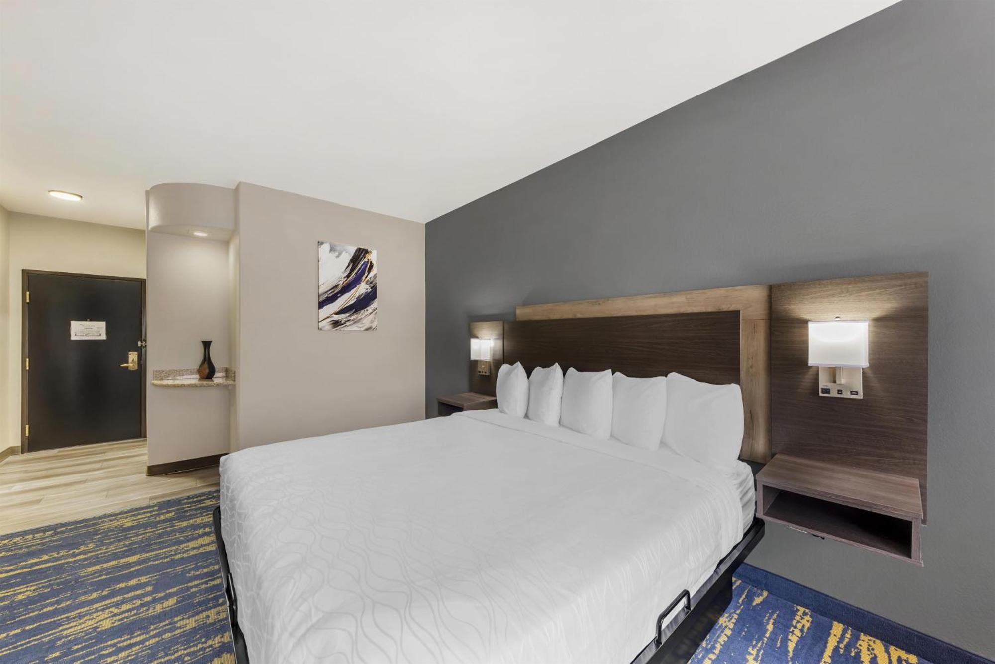 King Room - Non-Smoking
