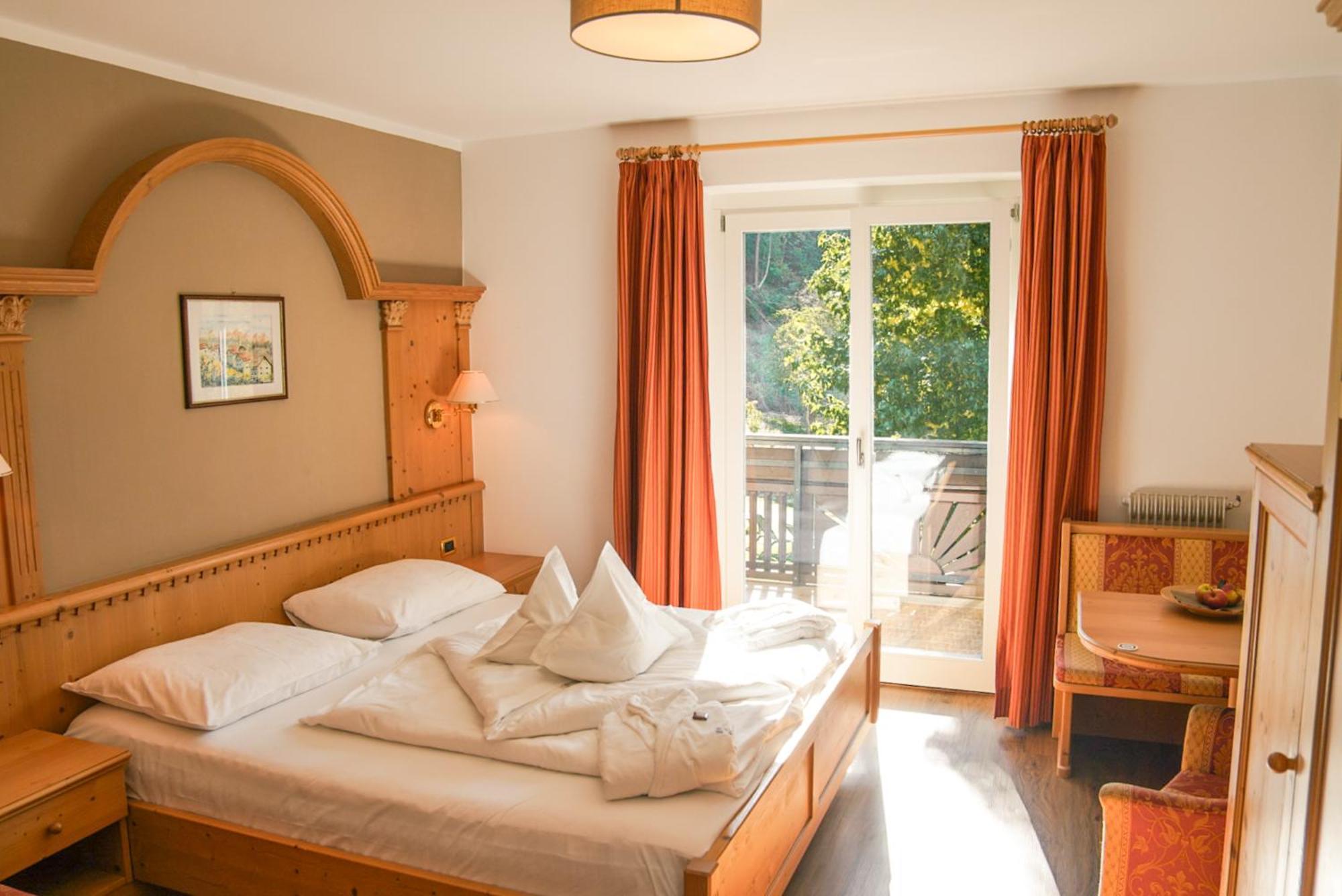 Kleines Doppelzimmer mit Balkon