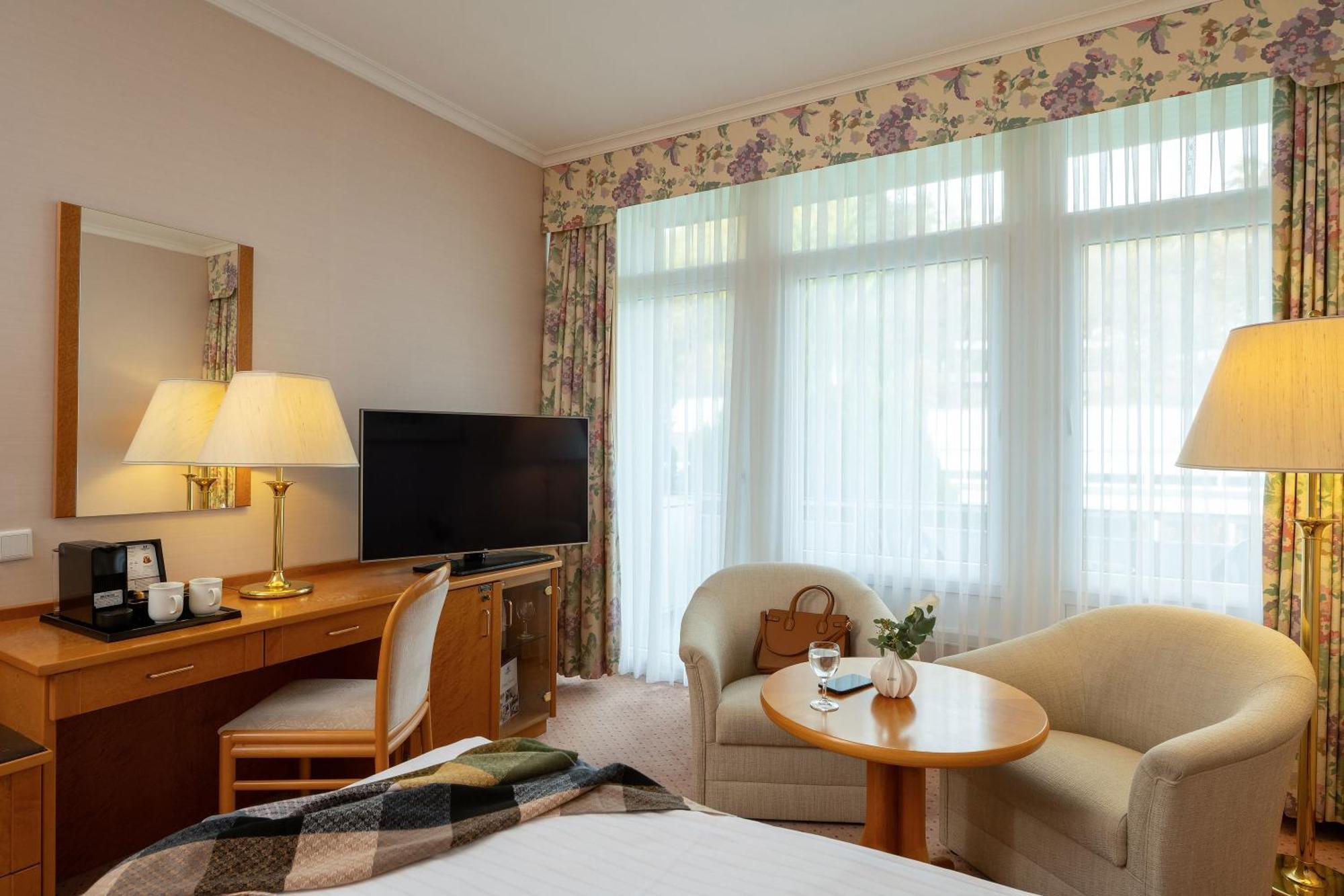 Comfort Twin Room