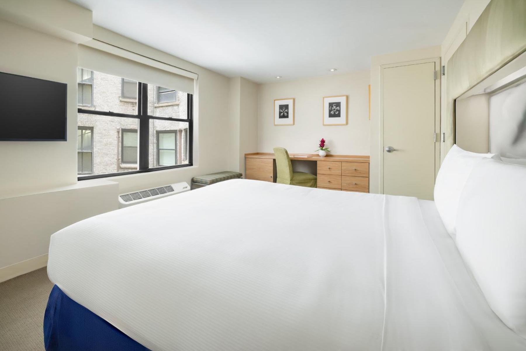 Quarto Standard com Cama Queen-size