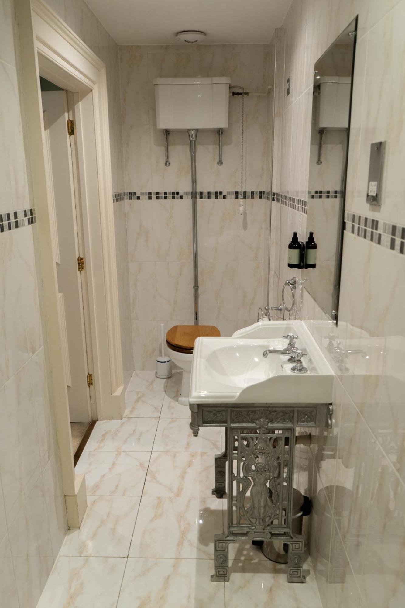 Deluxe Double Room Dog Friendly