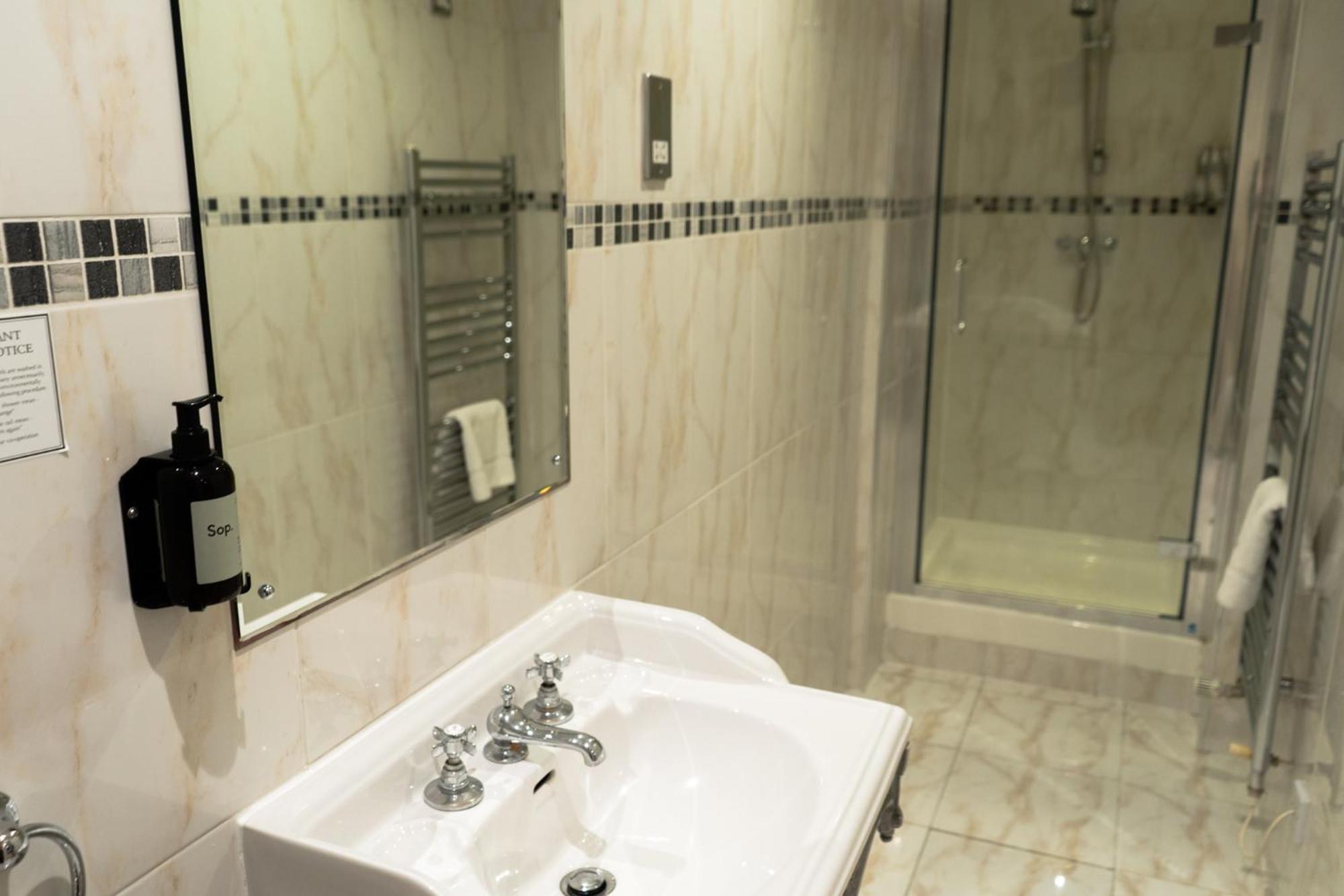 Deluxe Double Room Dog Friendly