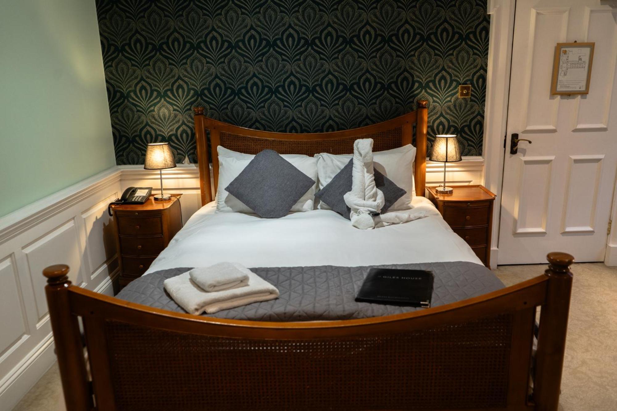 Deluxe Double Room Dog Friendly