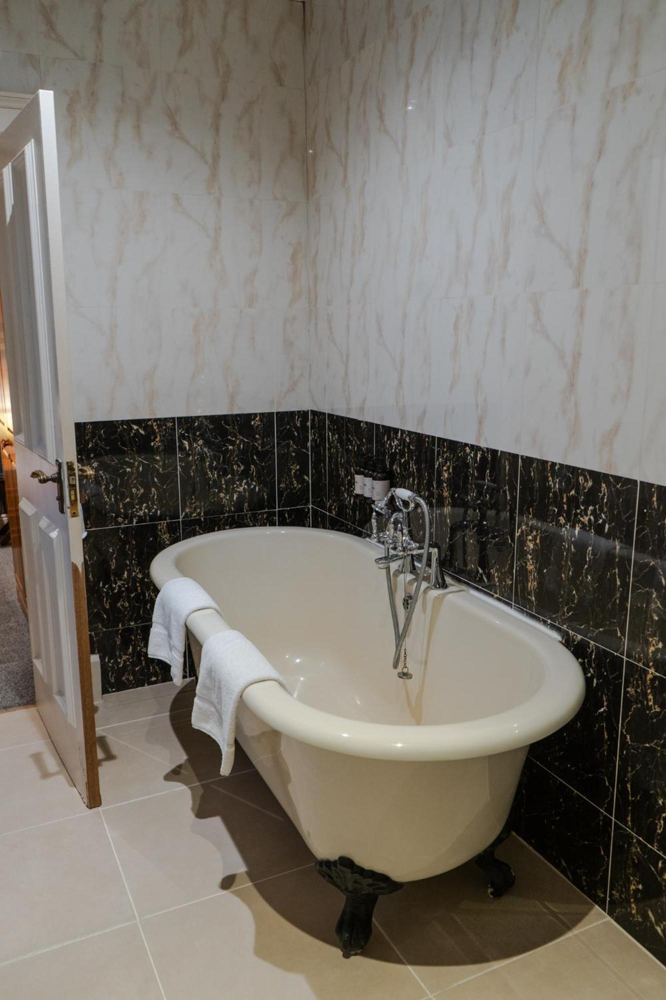 Deluxe Double Room Dog Friendly