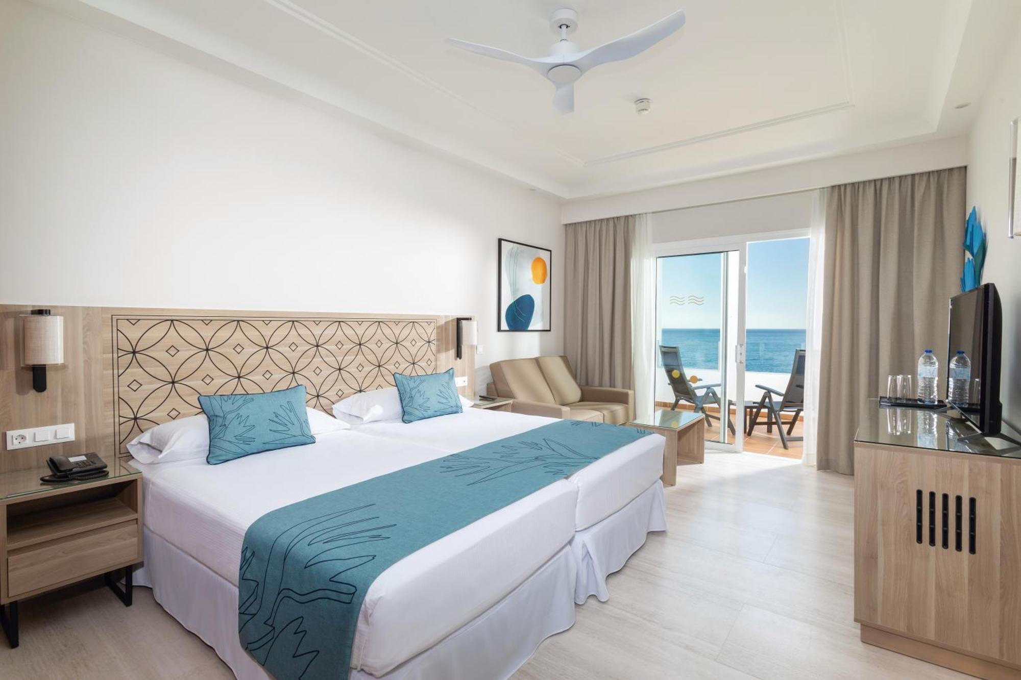 Double Room with Sea View,1740706190:JPEG