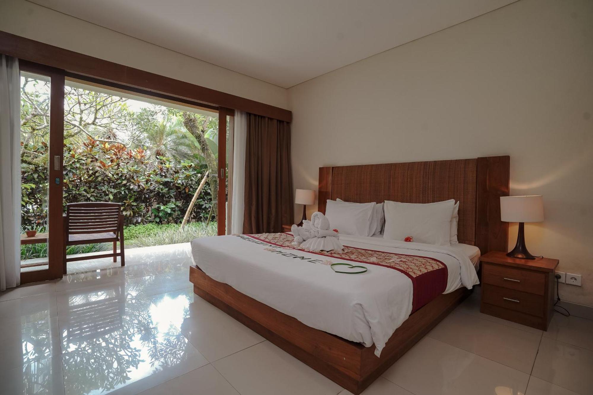 Superior Double or Twin Room,1742681527:JPEG