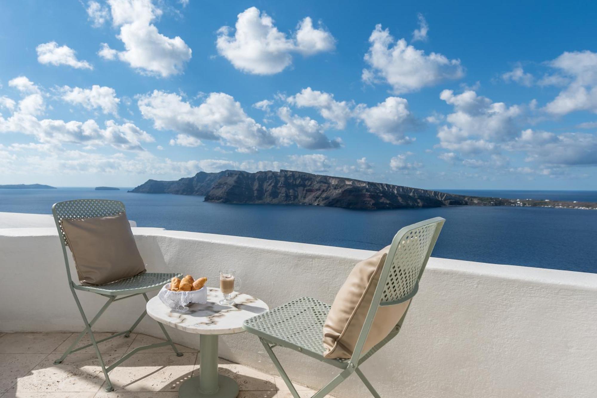 Junior Suite Caldera View