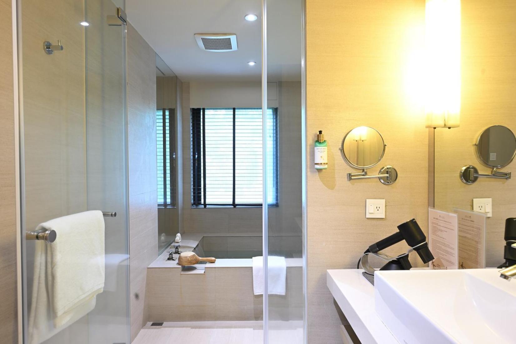 Superior Double Room,1583125729:JPEG