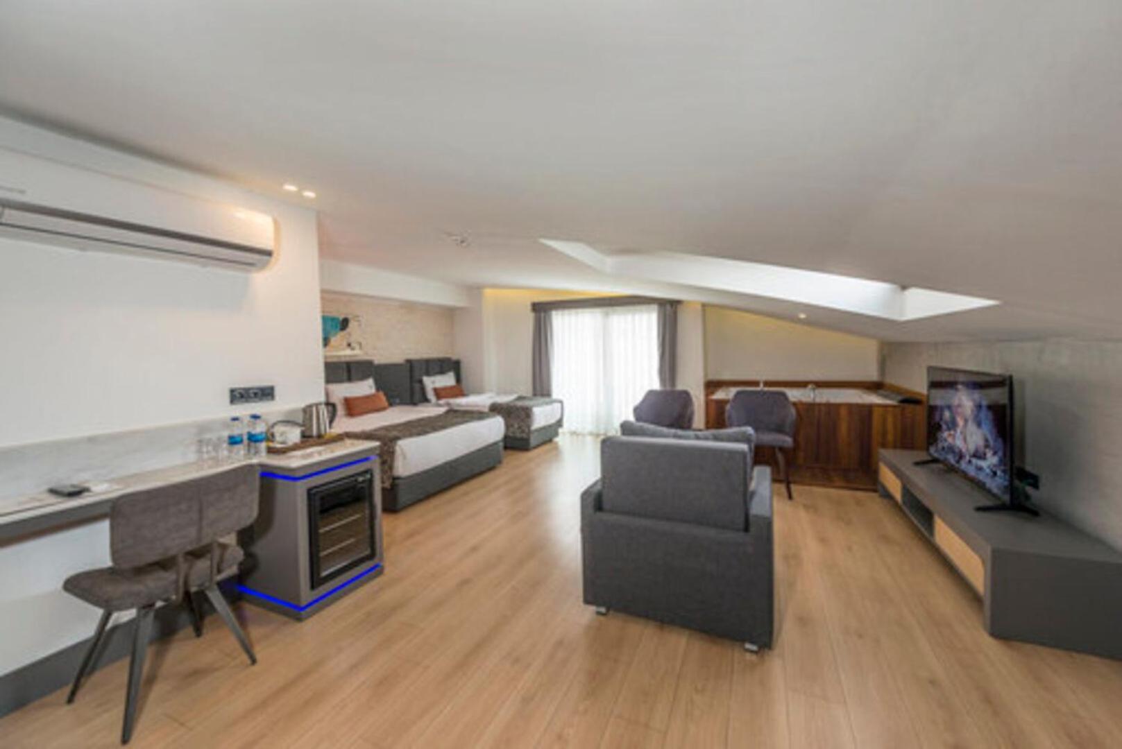 Suite with Spa Bath